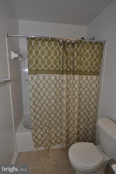 HEARTHSIDE AT FLYNNS CROSSING - Residential