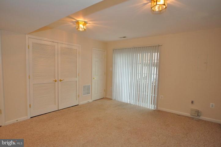 HEARTHSIDE AT FLYNNS CROSSING - Residential