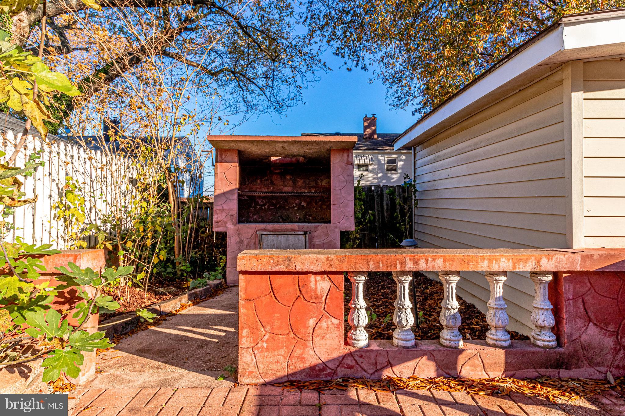 BUCKNELL HEIGHTS - Residential