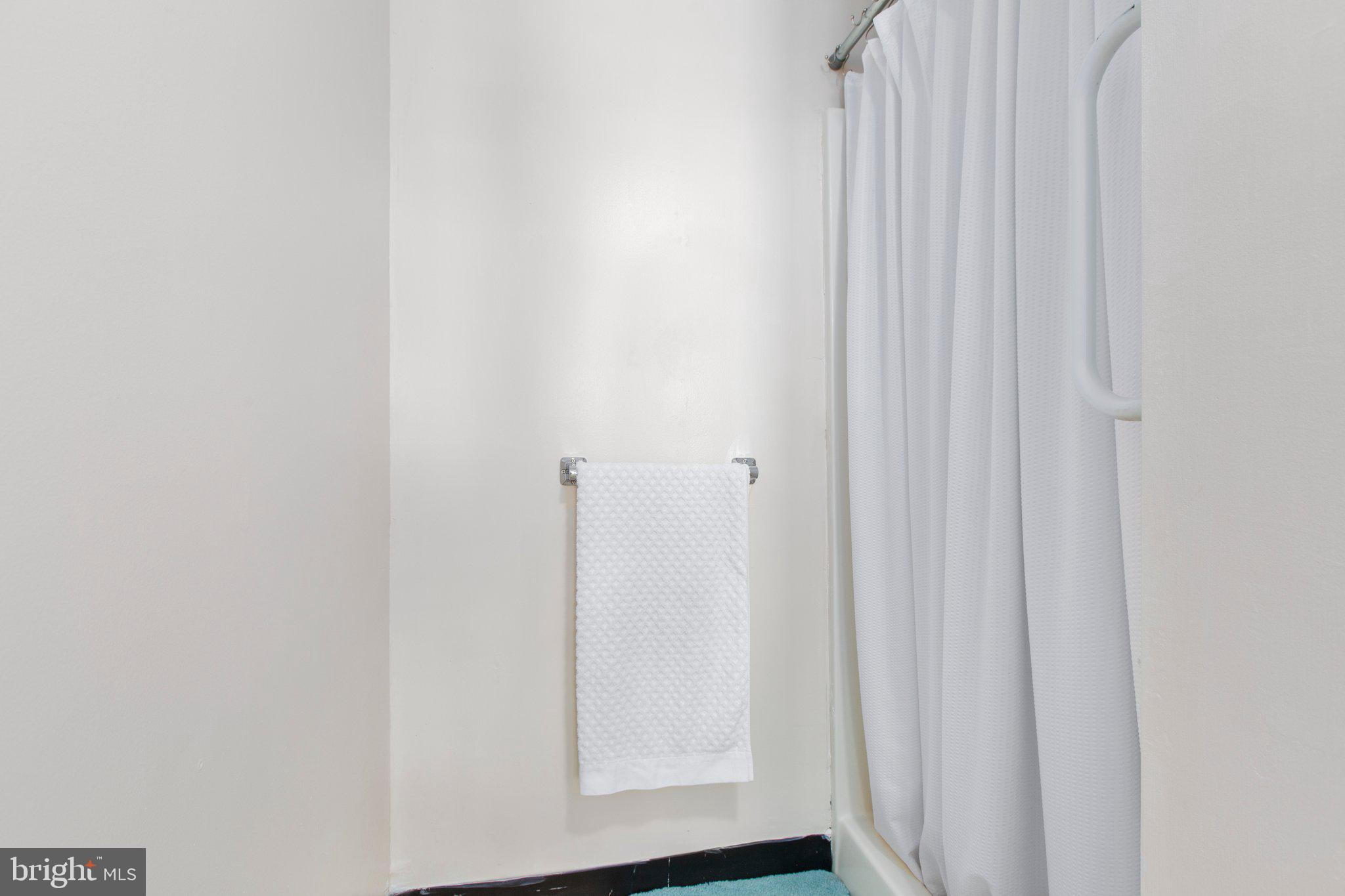 BLUFF POINT - Residential