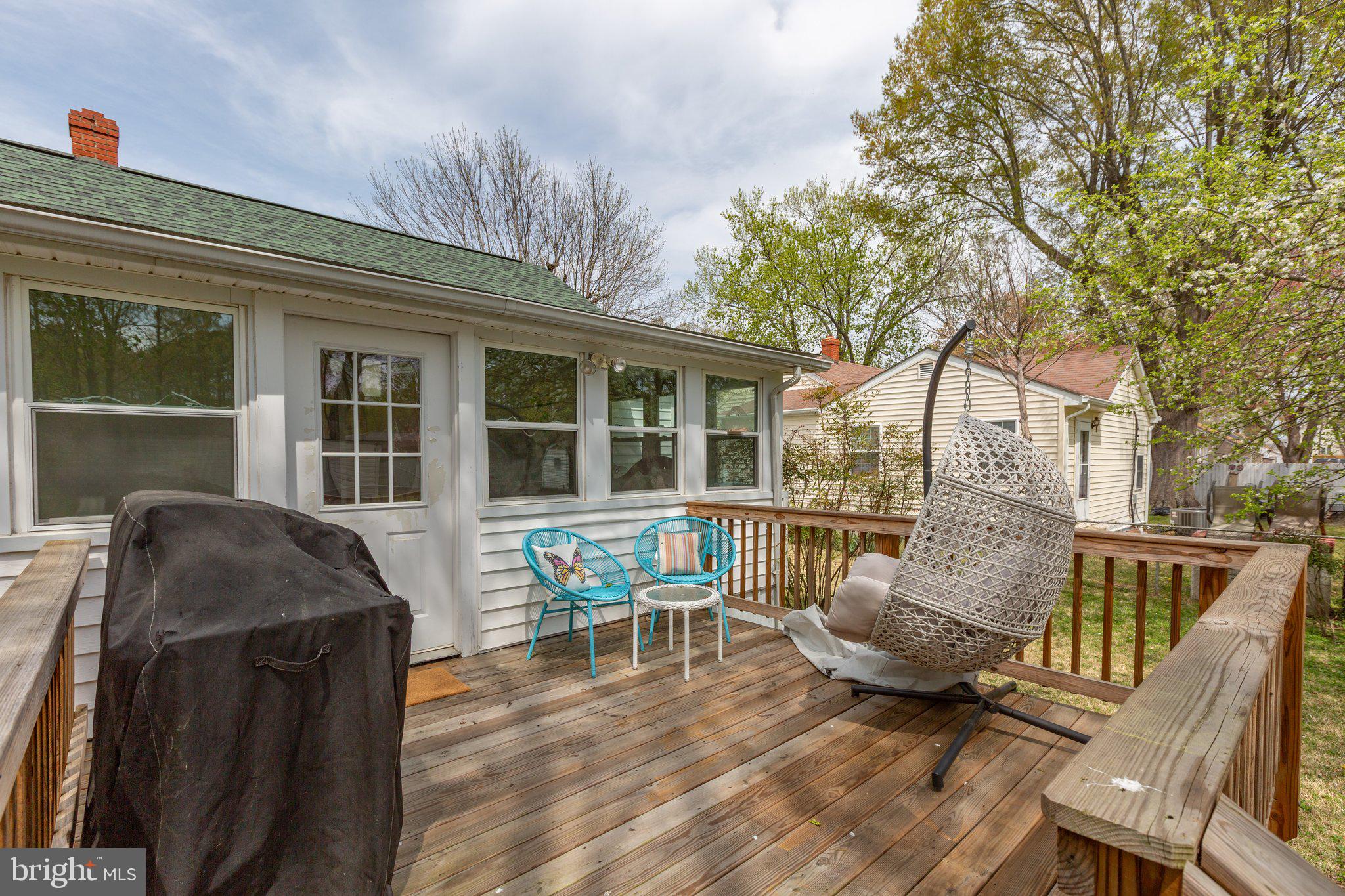 BLUFF POINT - Residential