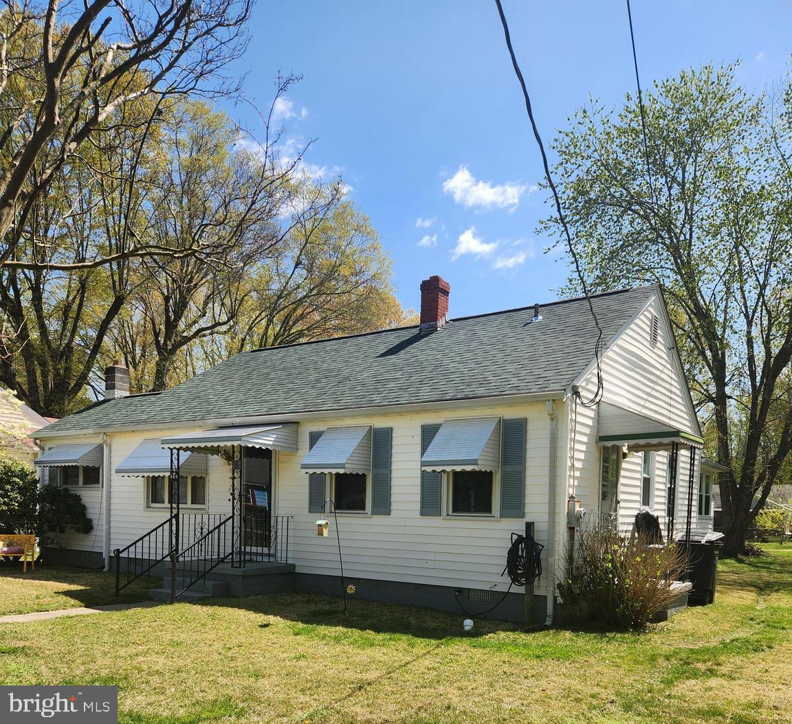 BLUFF POINT - Residential