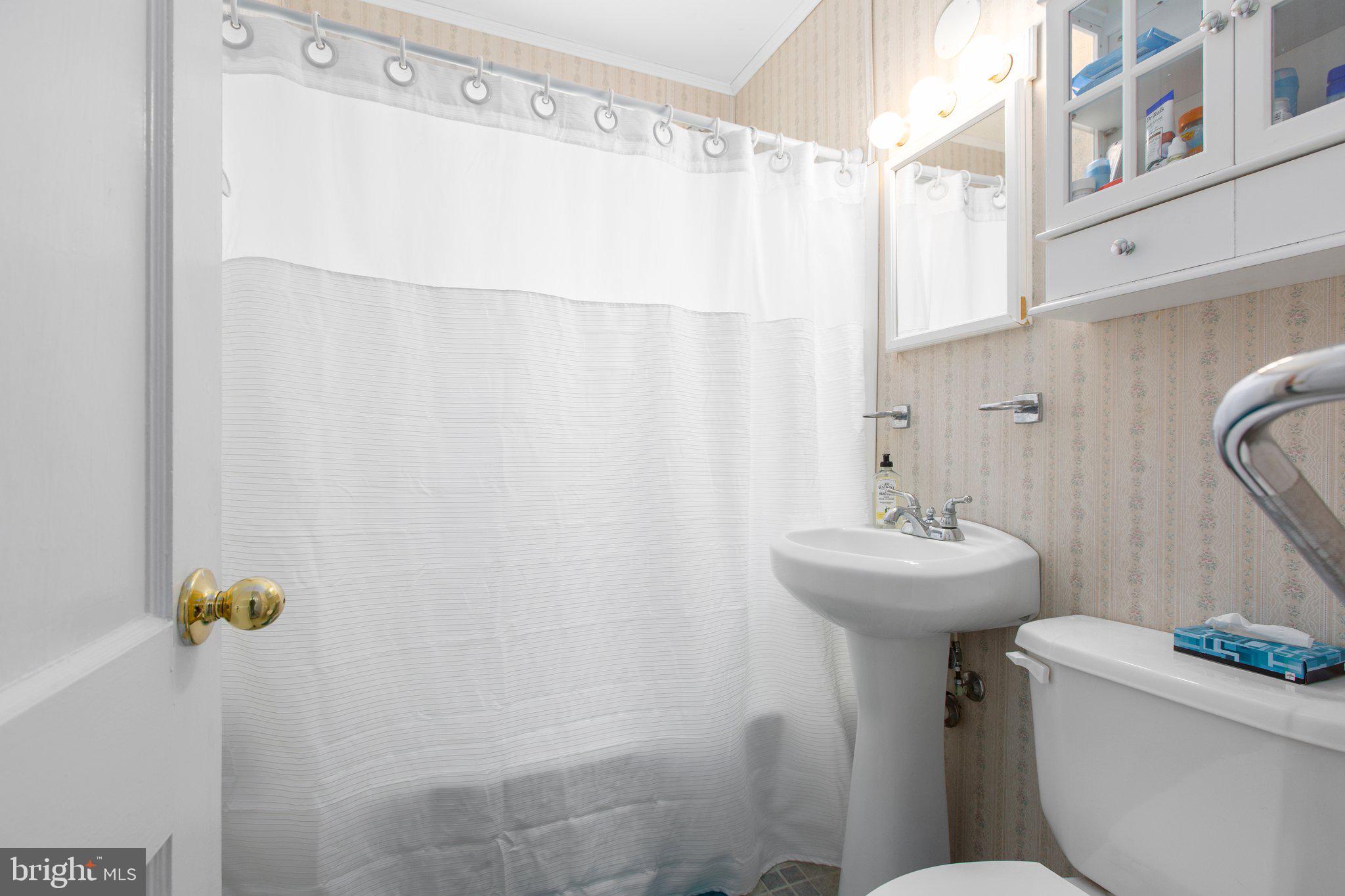 BLUFF POINT - Residential