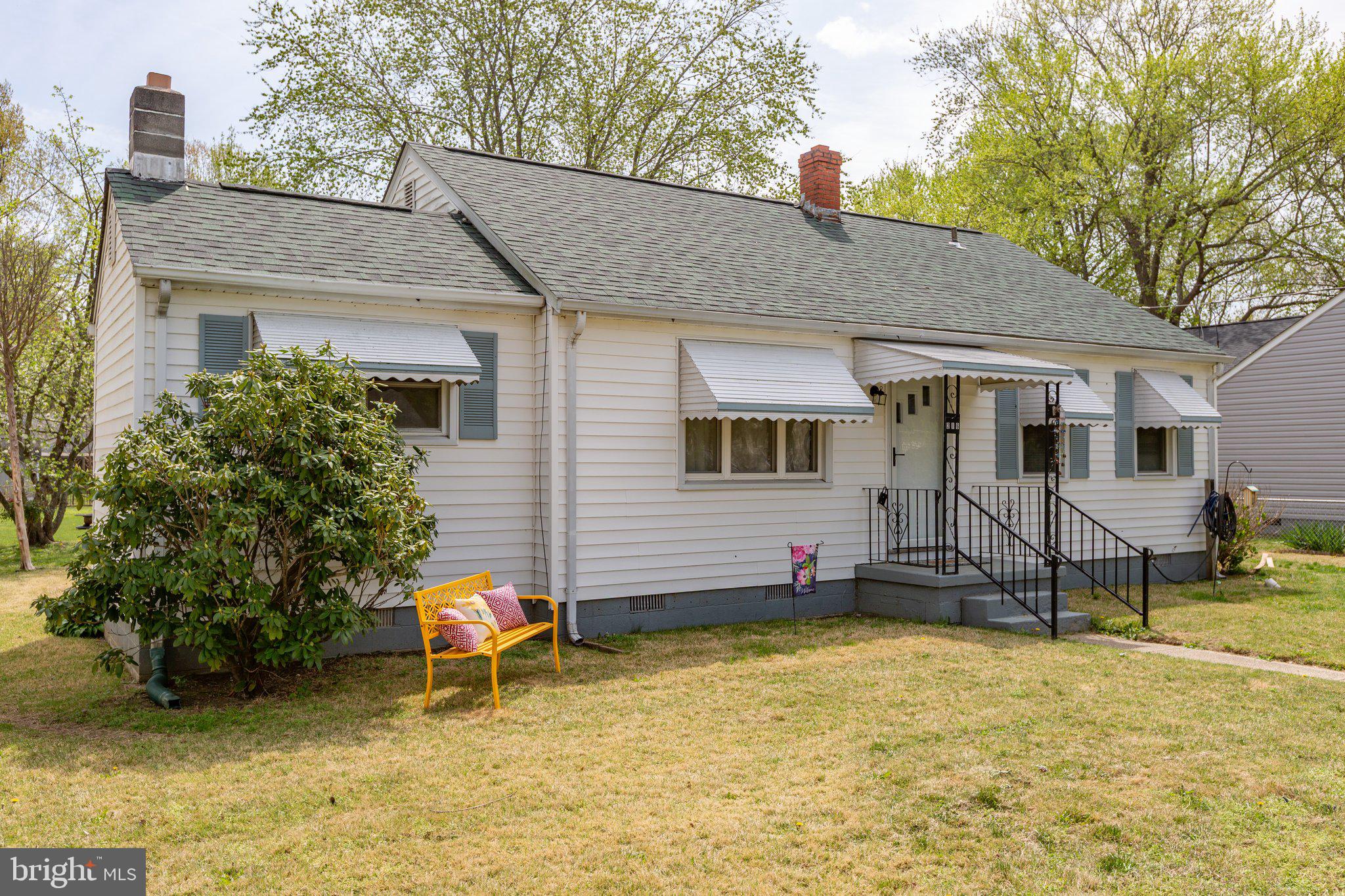 BLUFF POINT - Residential