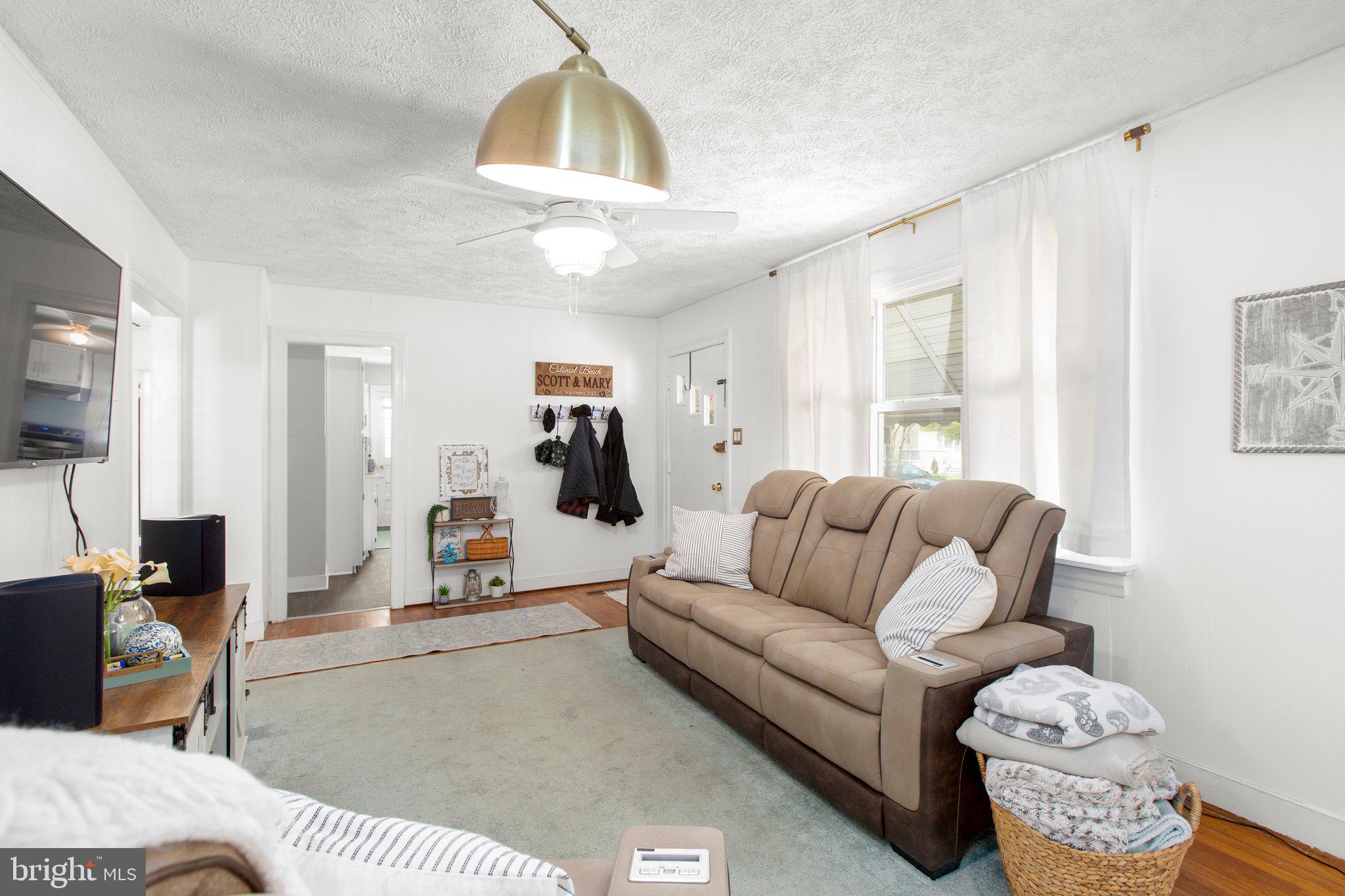 BLUFF POINT - Residential