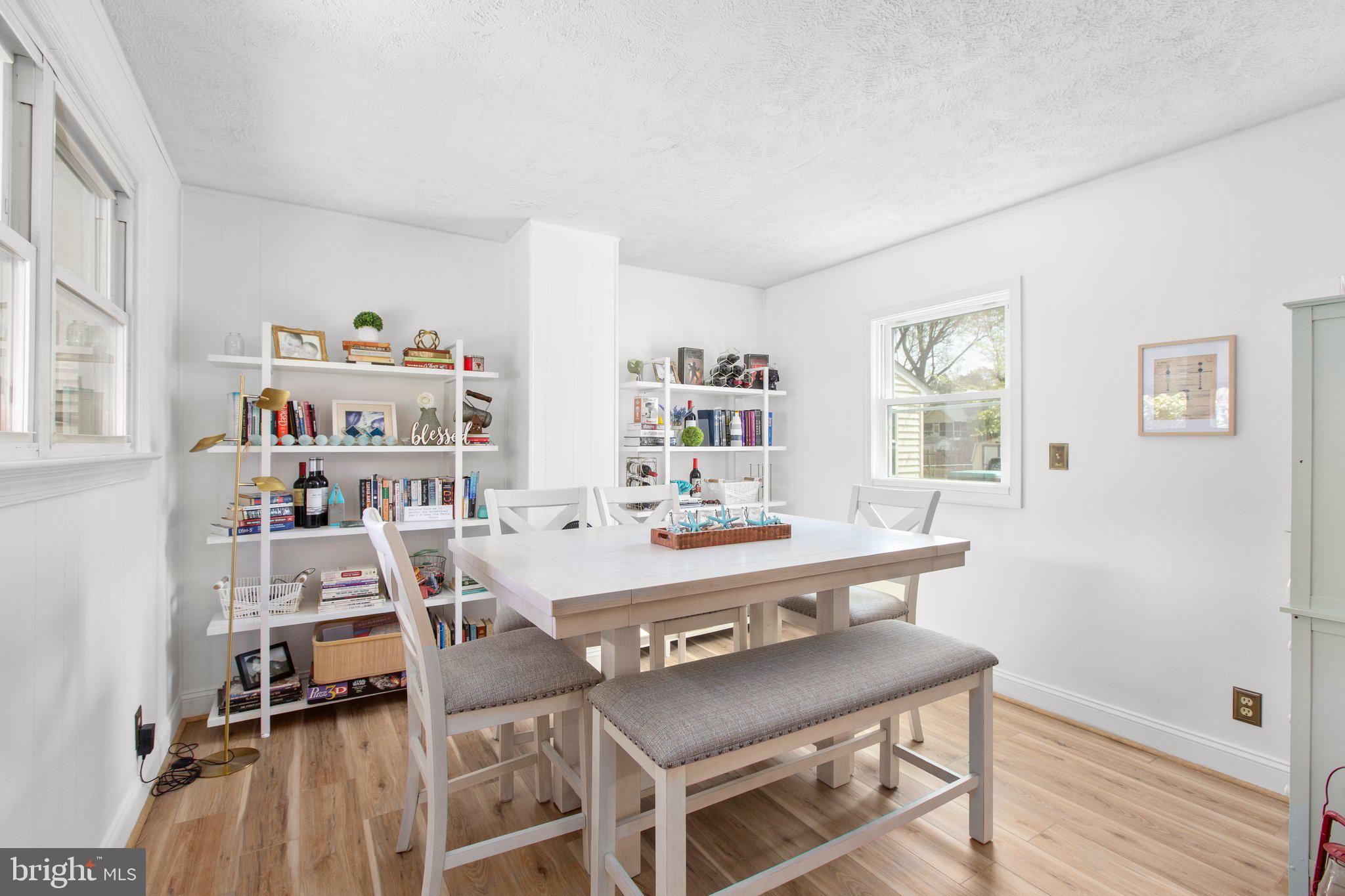 BLUFF POINT - Residential