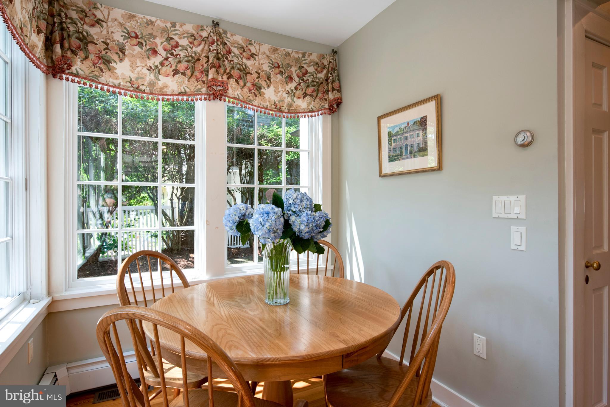 MURRAY HILL - Residential