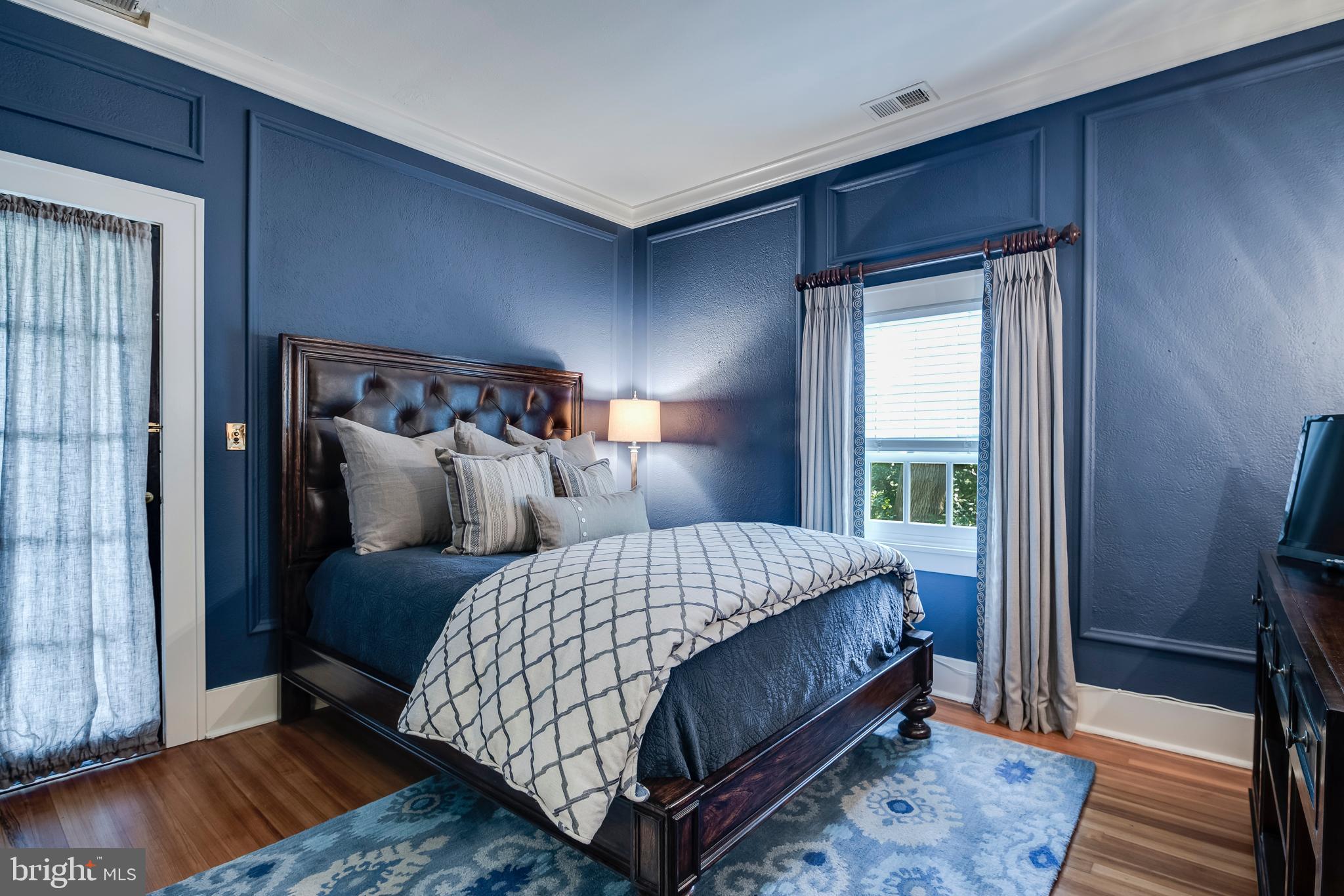 MURRAY HILL - Residential