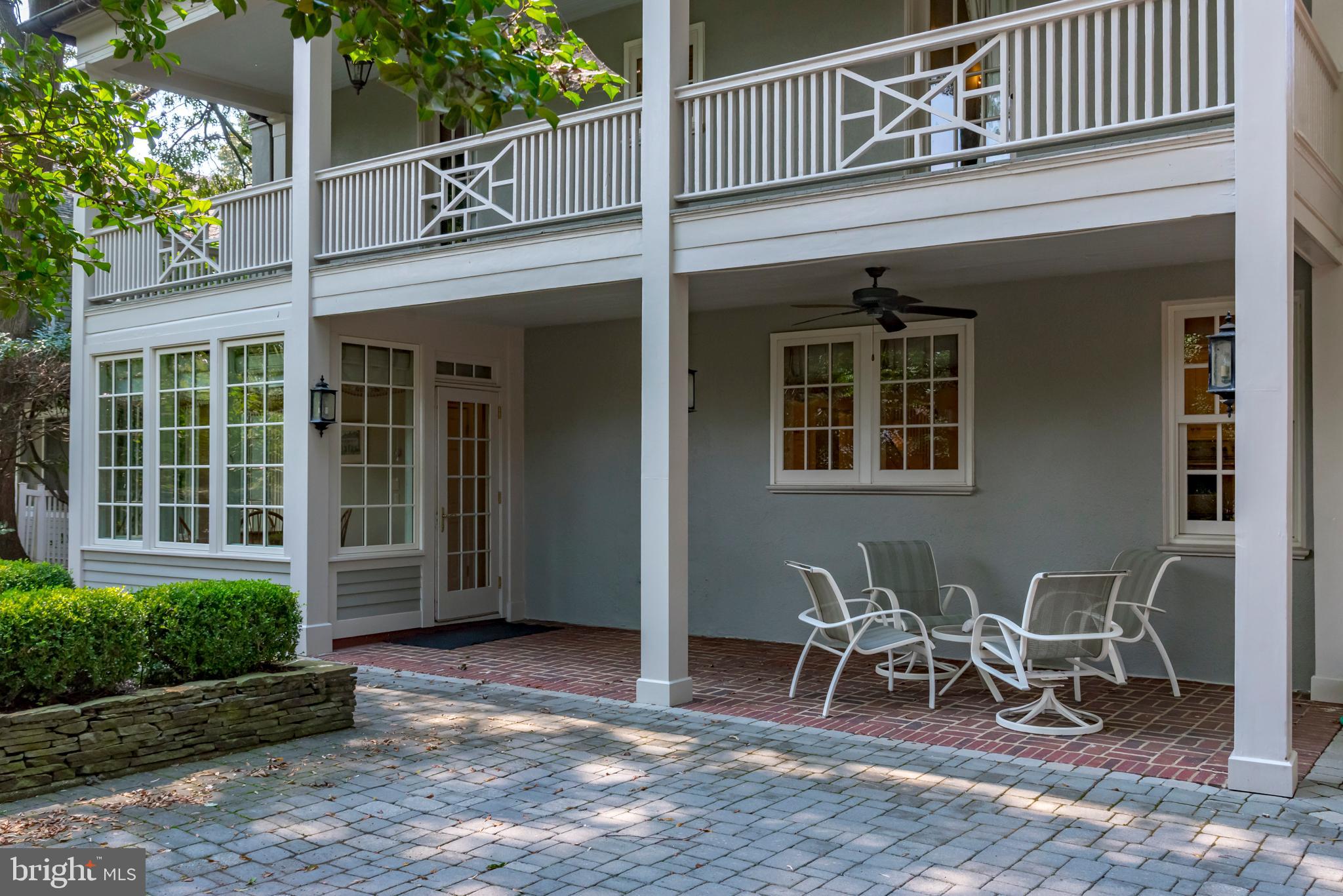 MURRAY HILL - Residential