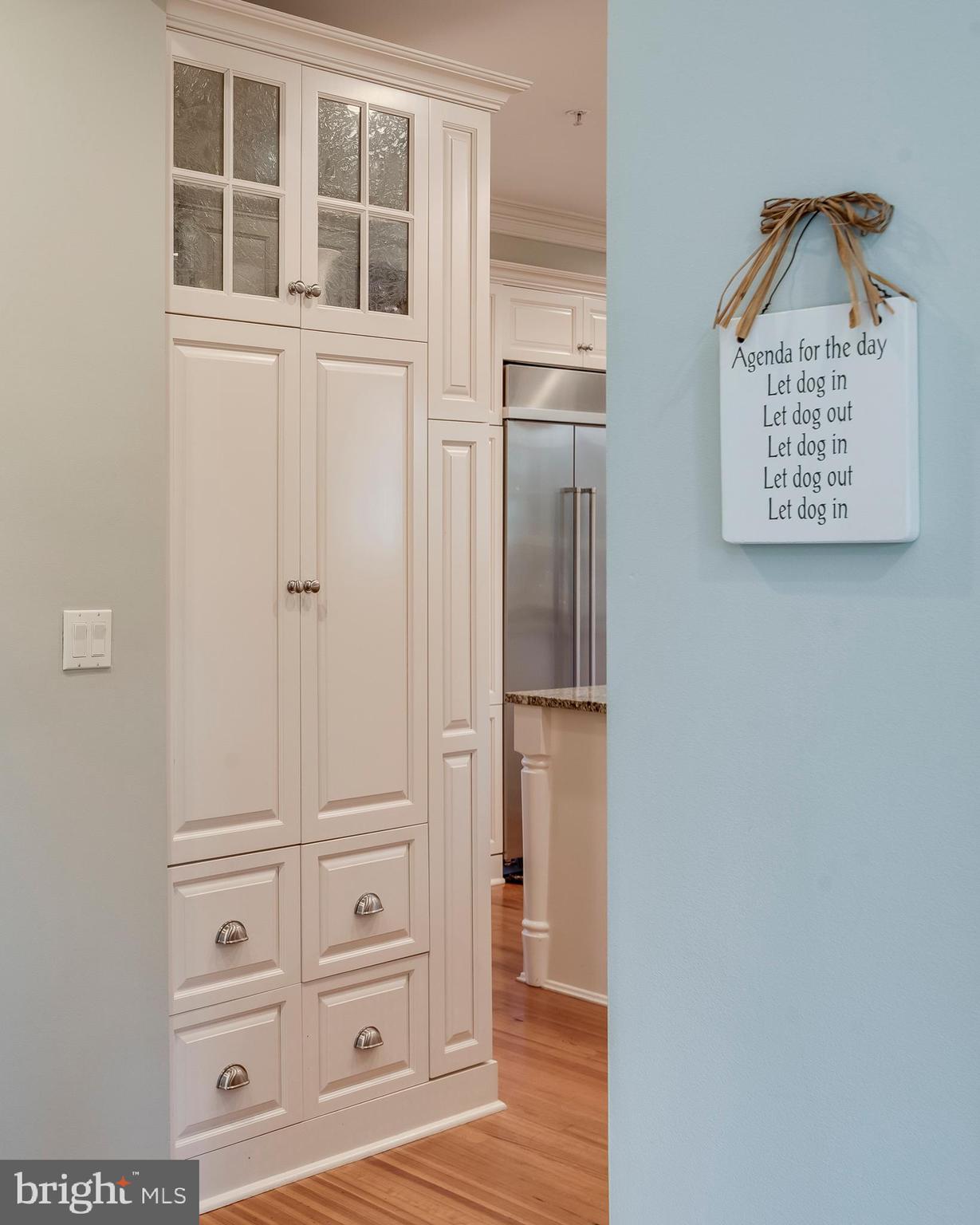 MURRAY HILL - Residential