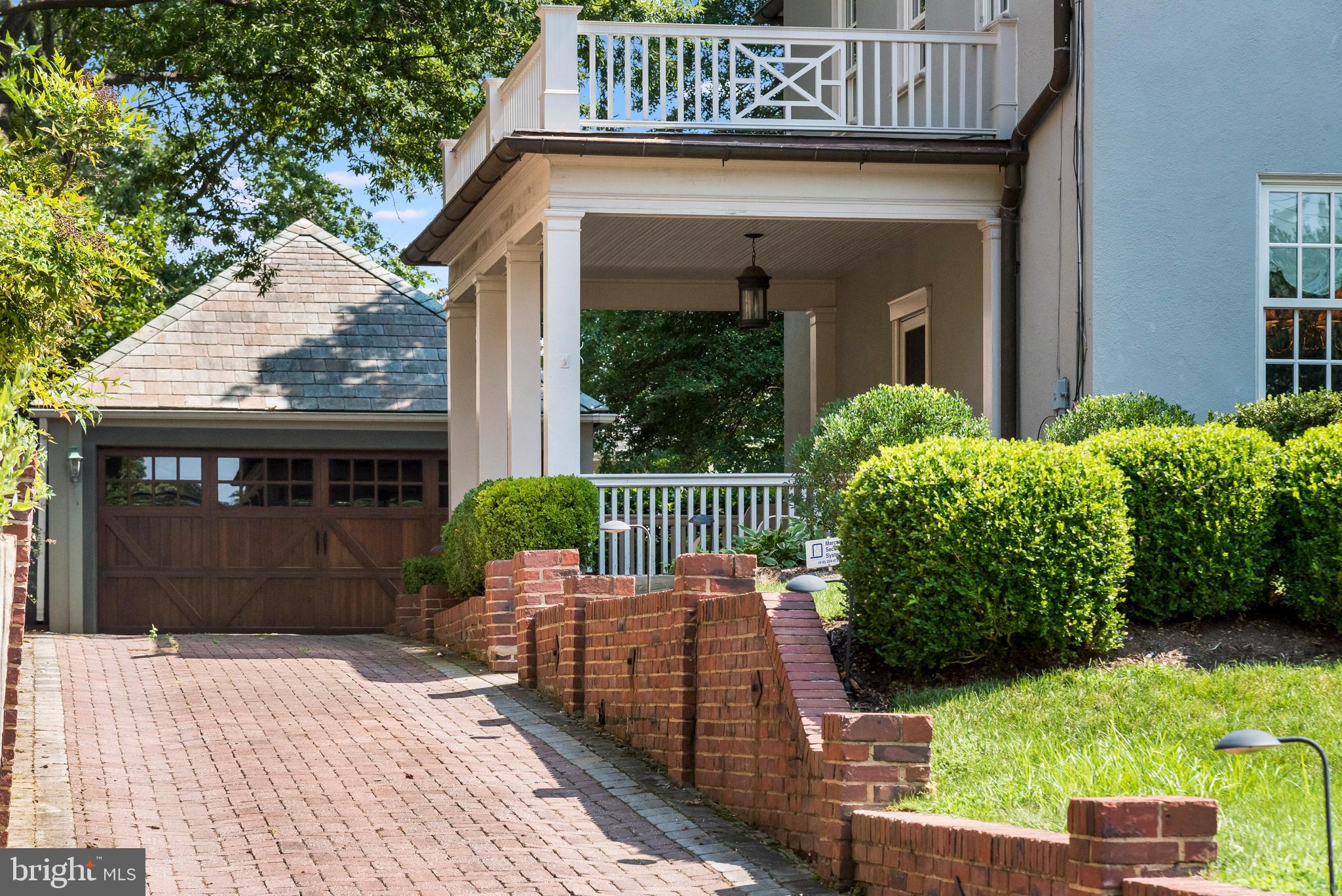 MURRAY HILL - Residential