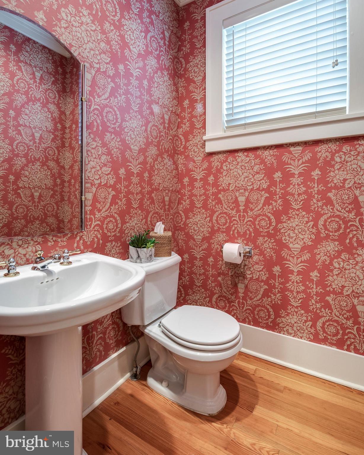 MURRAY HILL - Residential