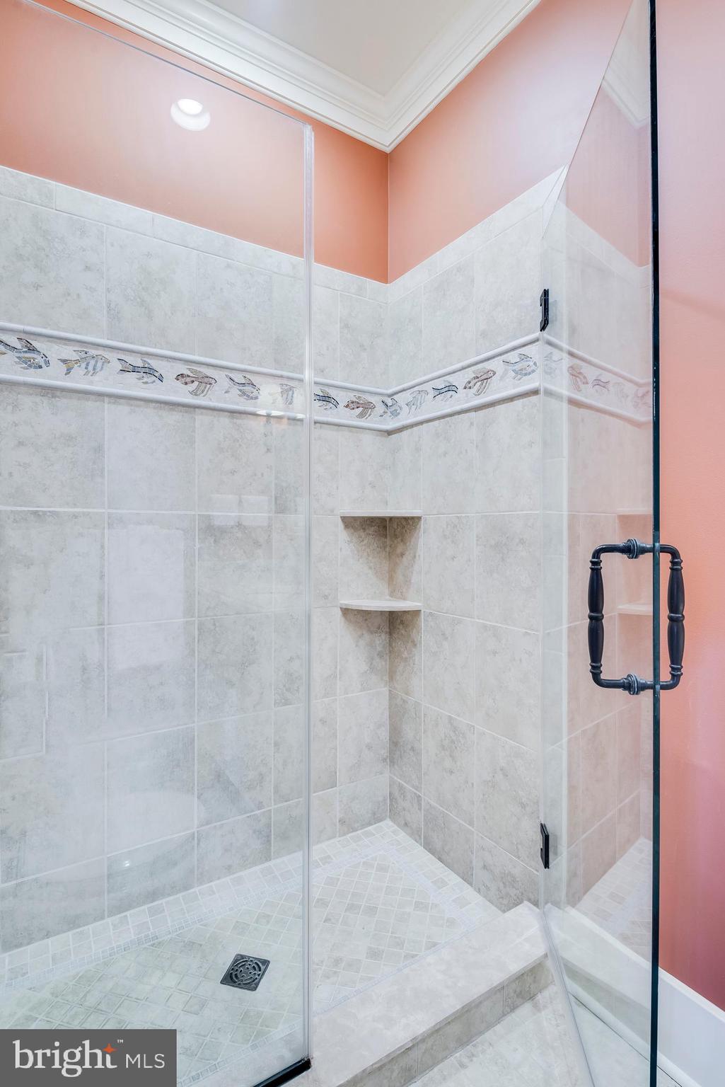 MURRAY HILL - Residential