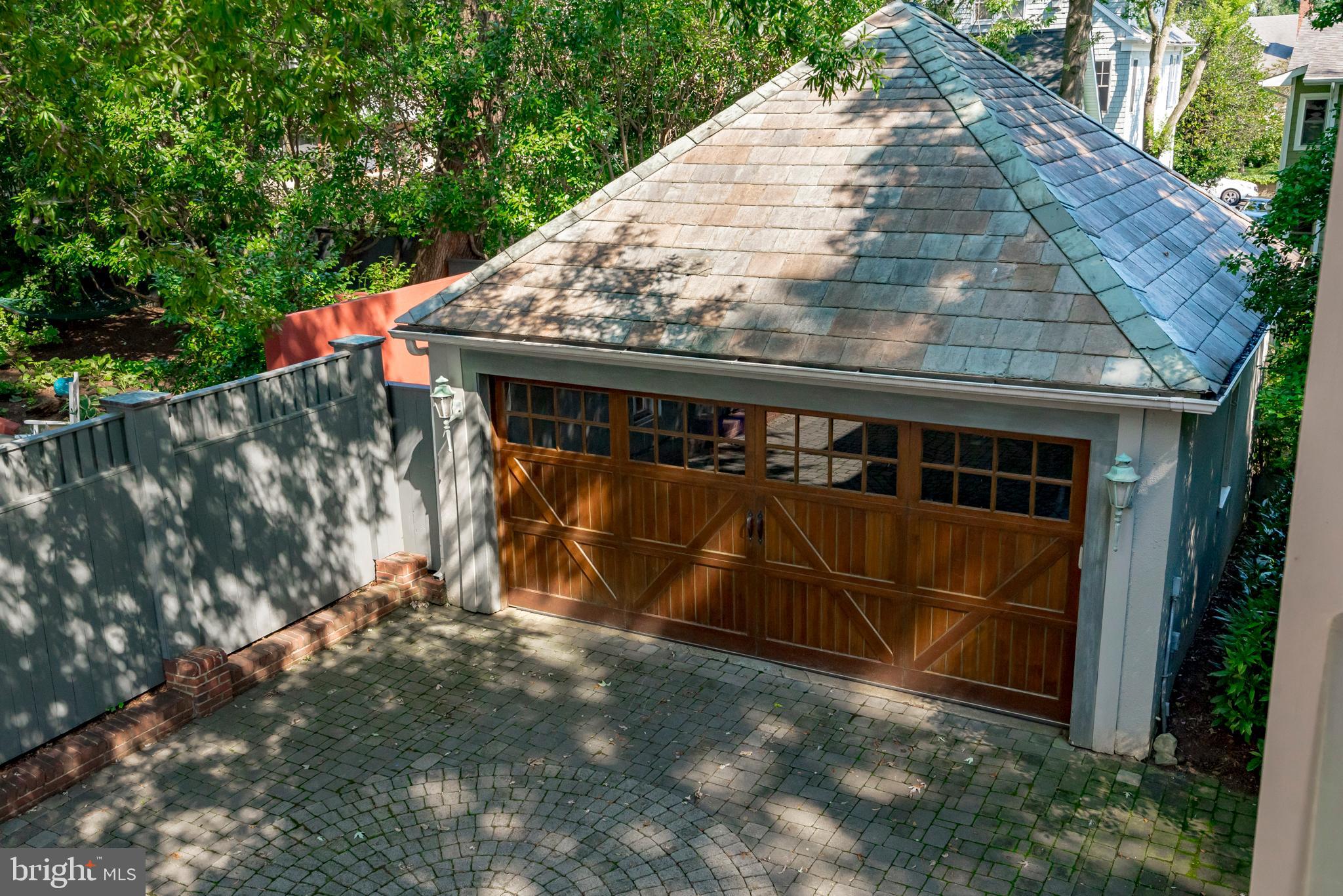 MURRAY HILL - Residential