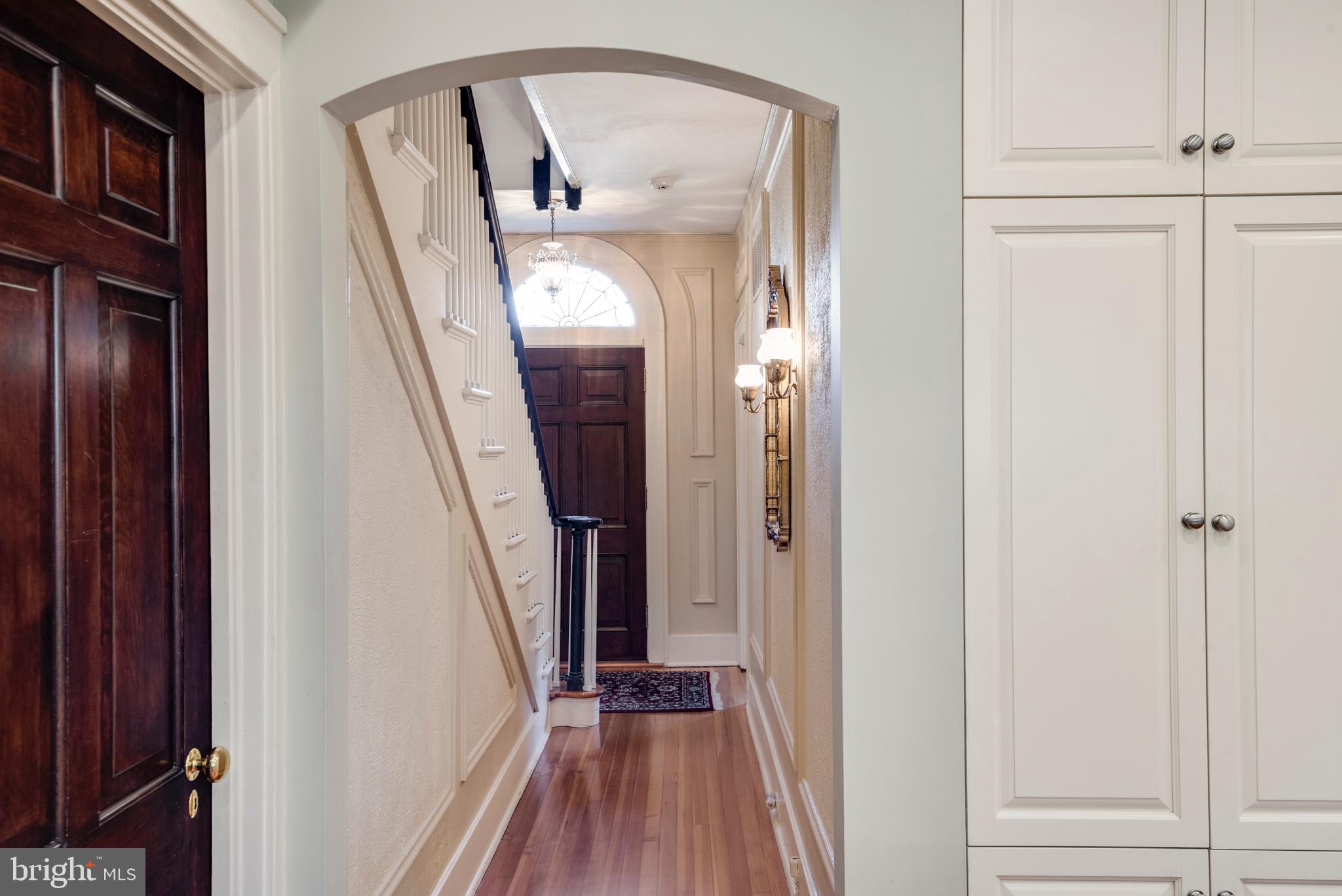 MURRAY HILL - Residential