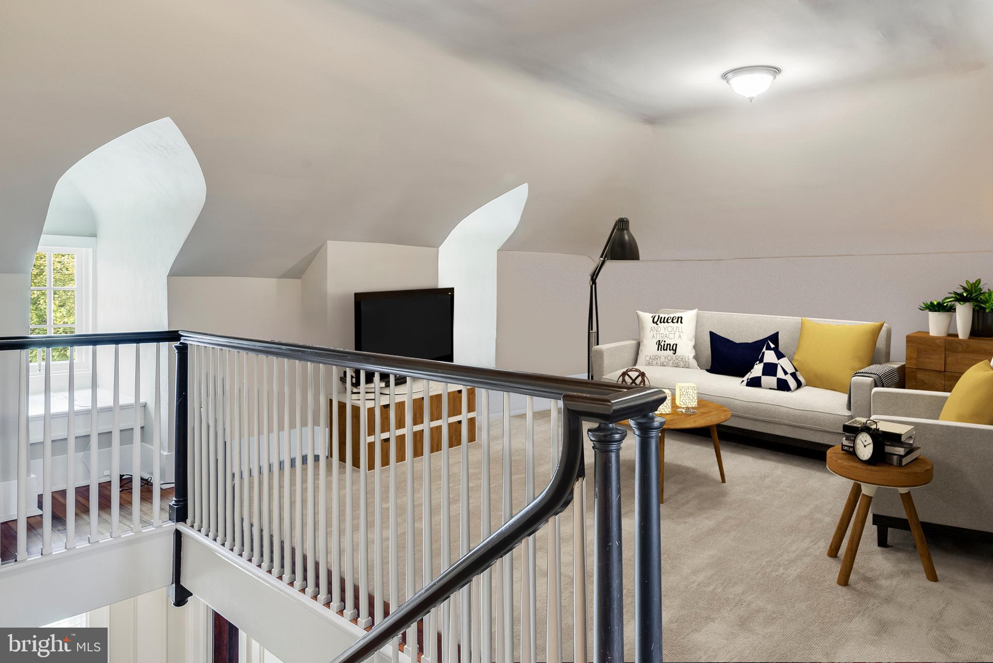 MURRAY HILL - Residential