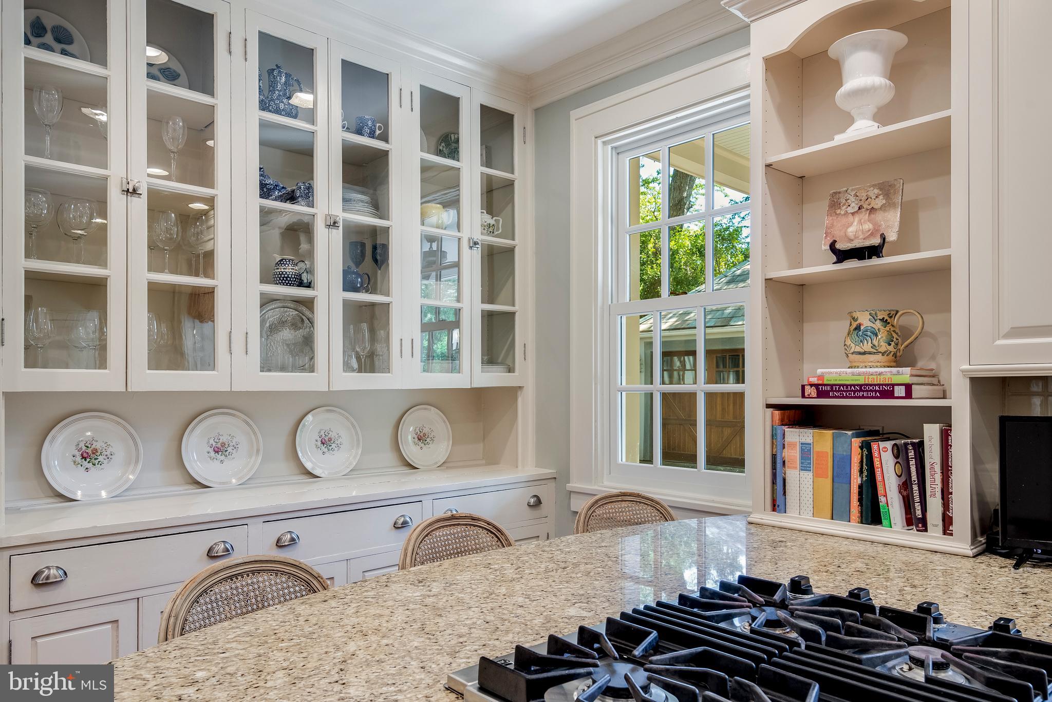 MURRAY HILL - Residential