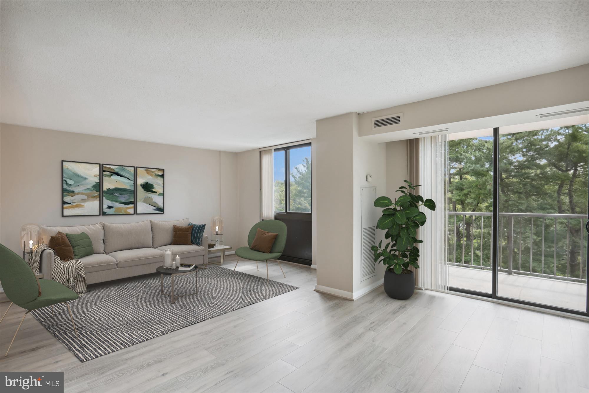 WESTLAKE TOWERS - Residential