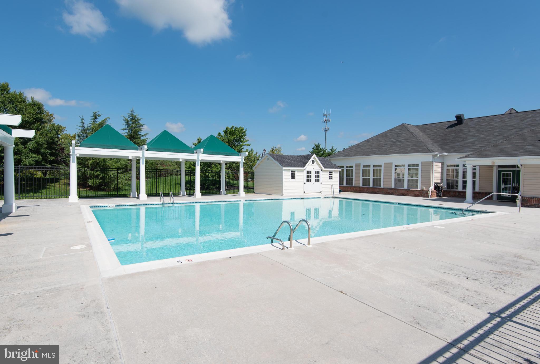 PINEY ORCHARD - Residential