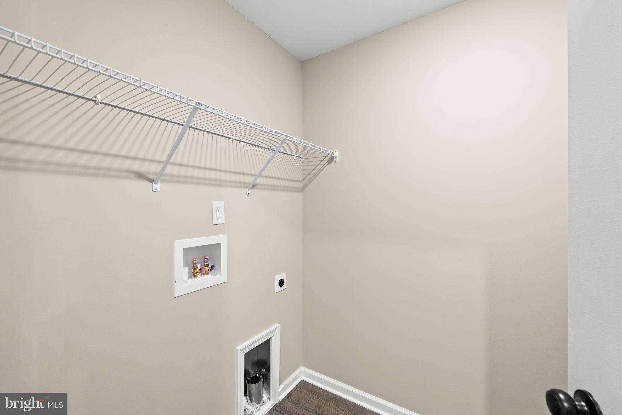 LAKE WILDERNESS - Residential