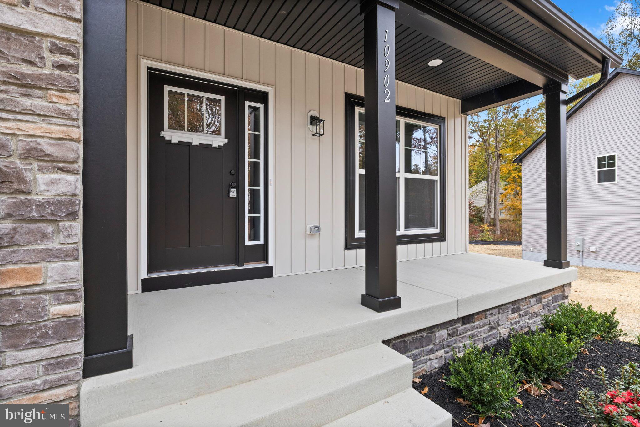 LAKE WILDERNESS - Residential