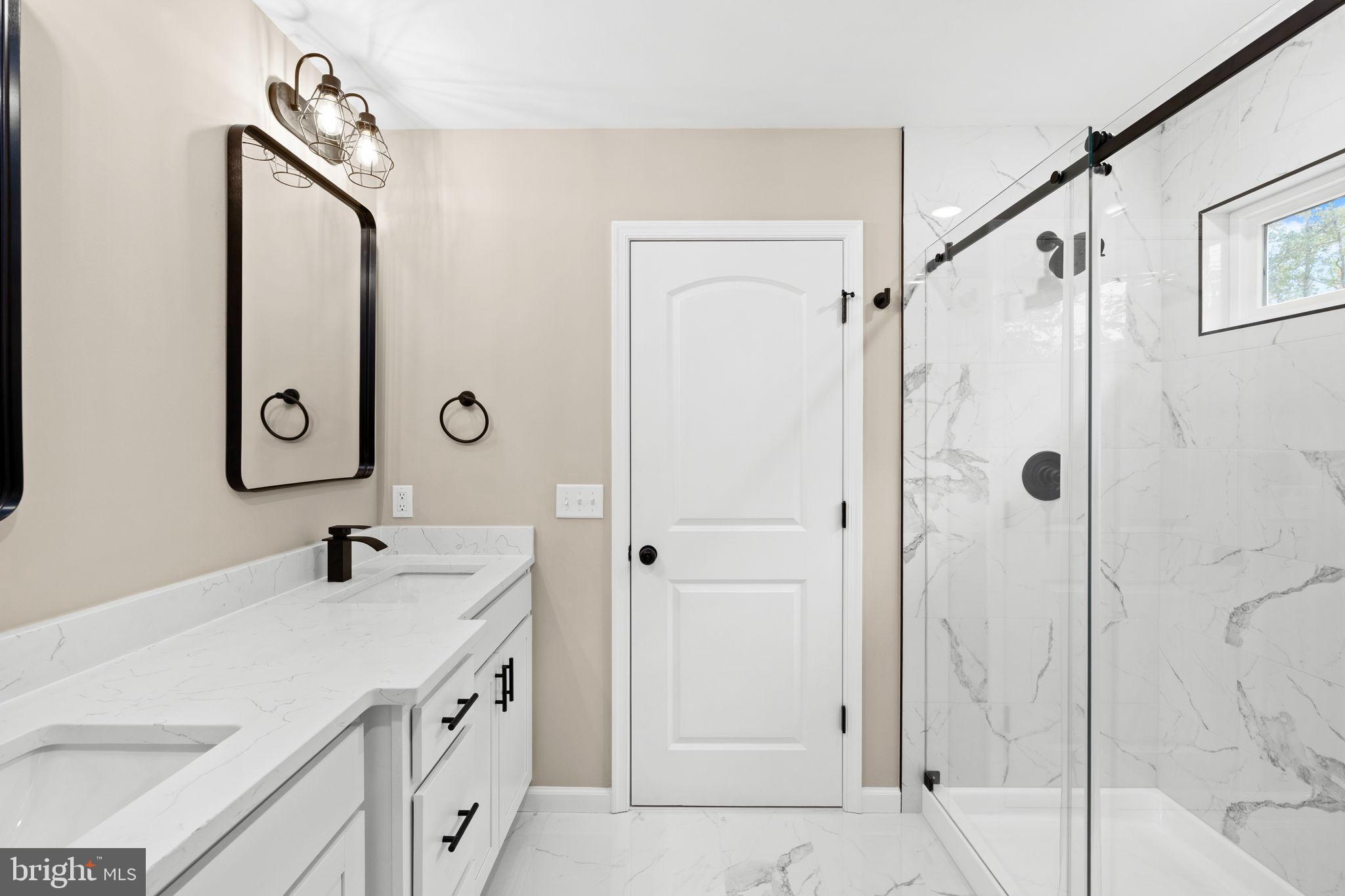 LAKE WILDERNESS - Residential