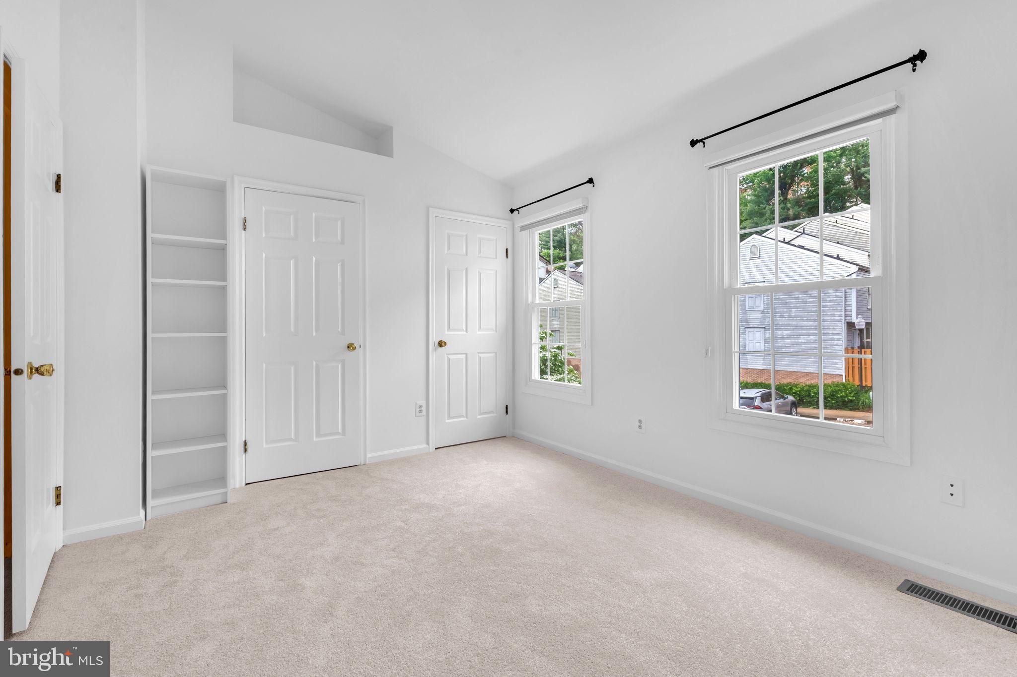 ARLINGTON RUN - Residential