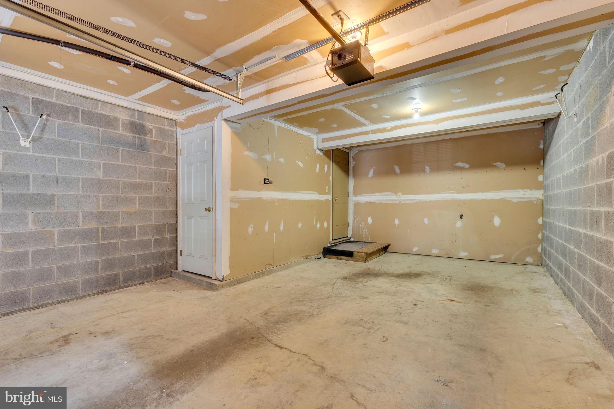 ARLINGTON RUN - Residential