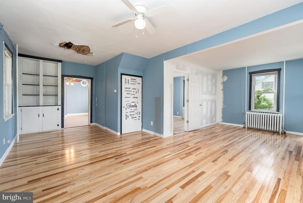 Photo of 220 E 28TH DIVISION HWY, LITITZ, PA 17543 (MLS # PALA2033710)