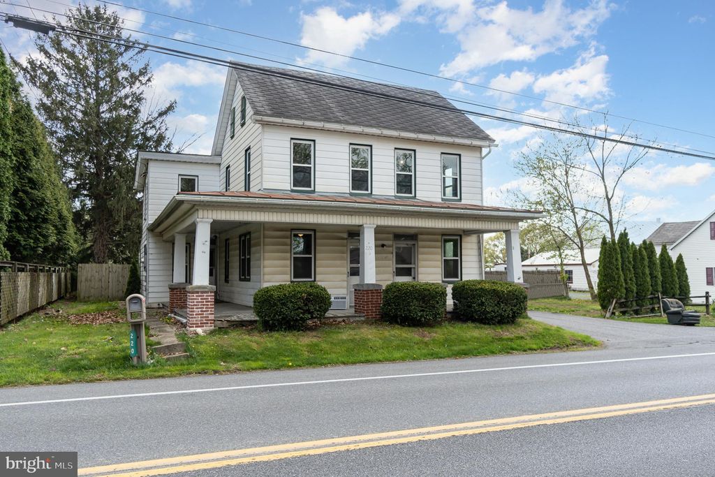 Photo of 220 E 28TH DIVISION HWY, LITITZ, PA 17543 (MLS # PALA2033710)