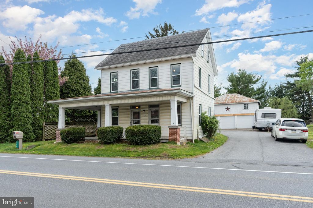Photo of 220 E 28TH DIVISION HWY, LITITZ, PA 17543 (MLS # PALA2033710)