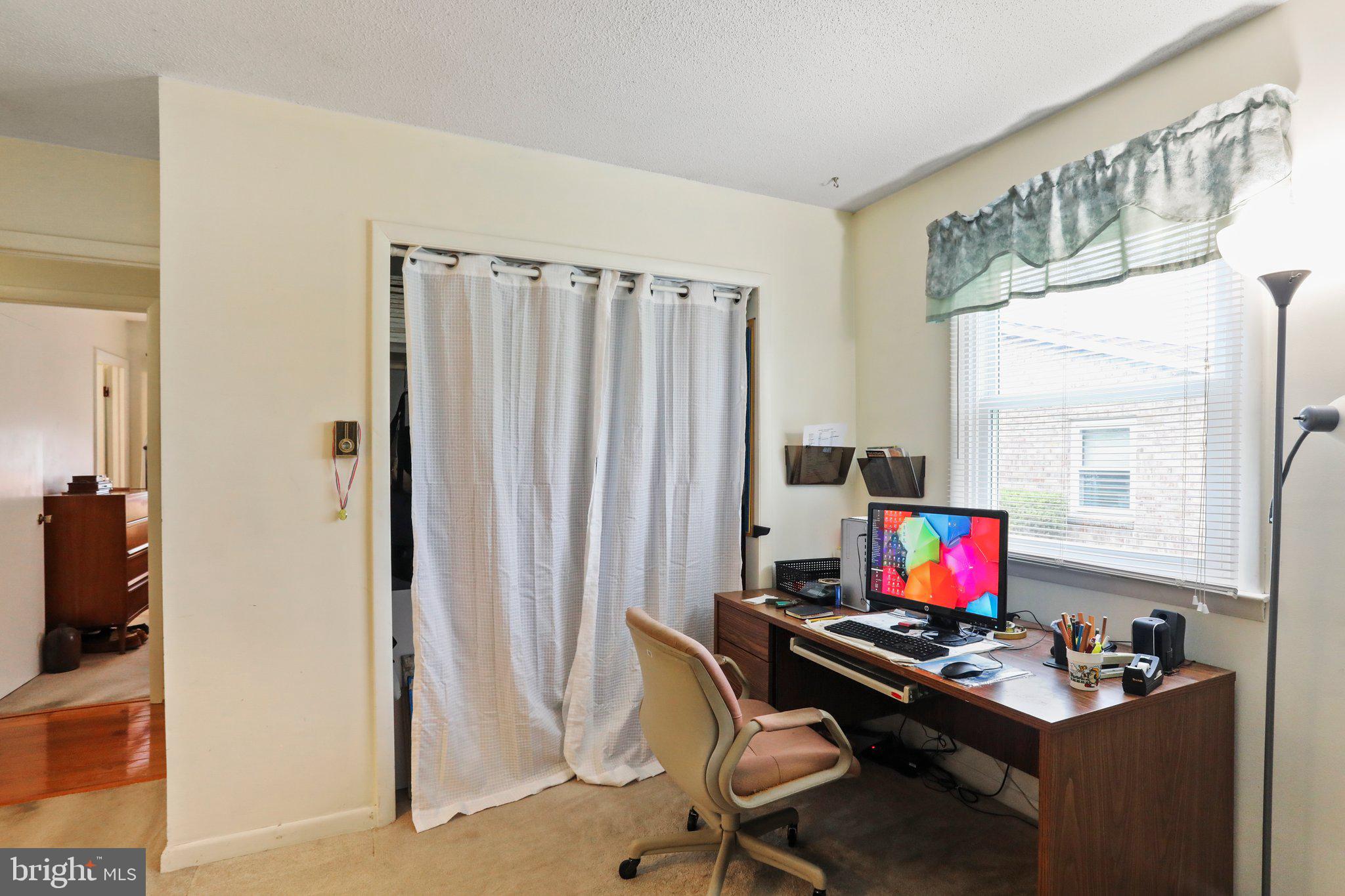 SKY-LIN PARK - Residential