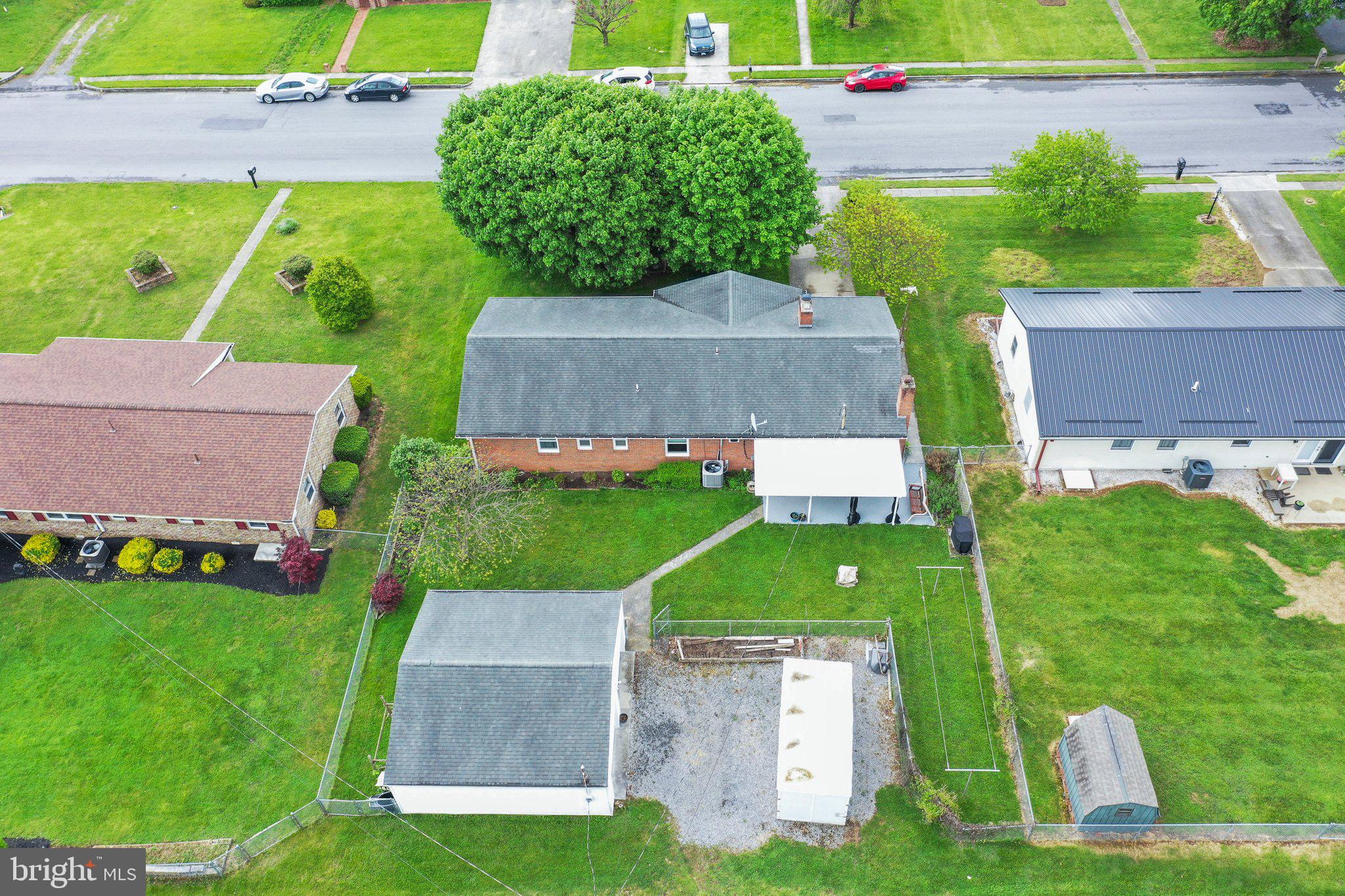 SKY-LIN PARK - Residential