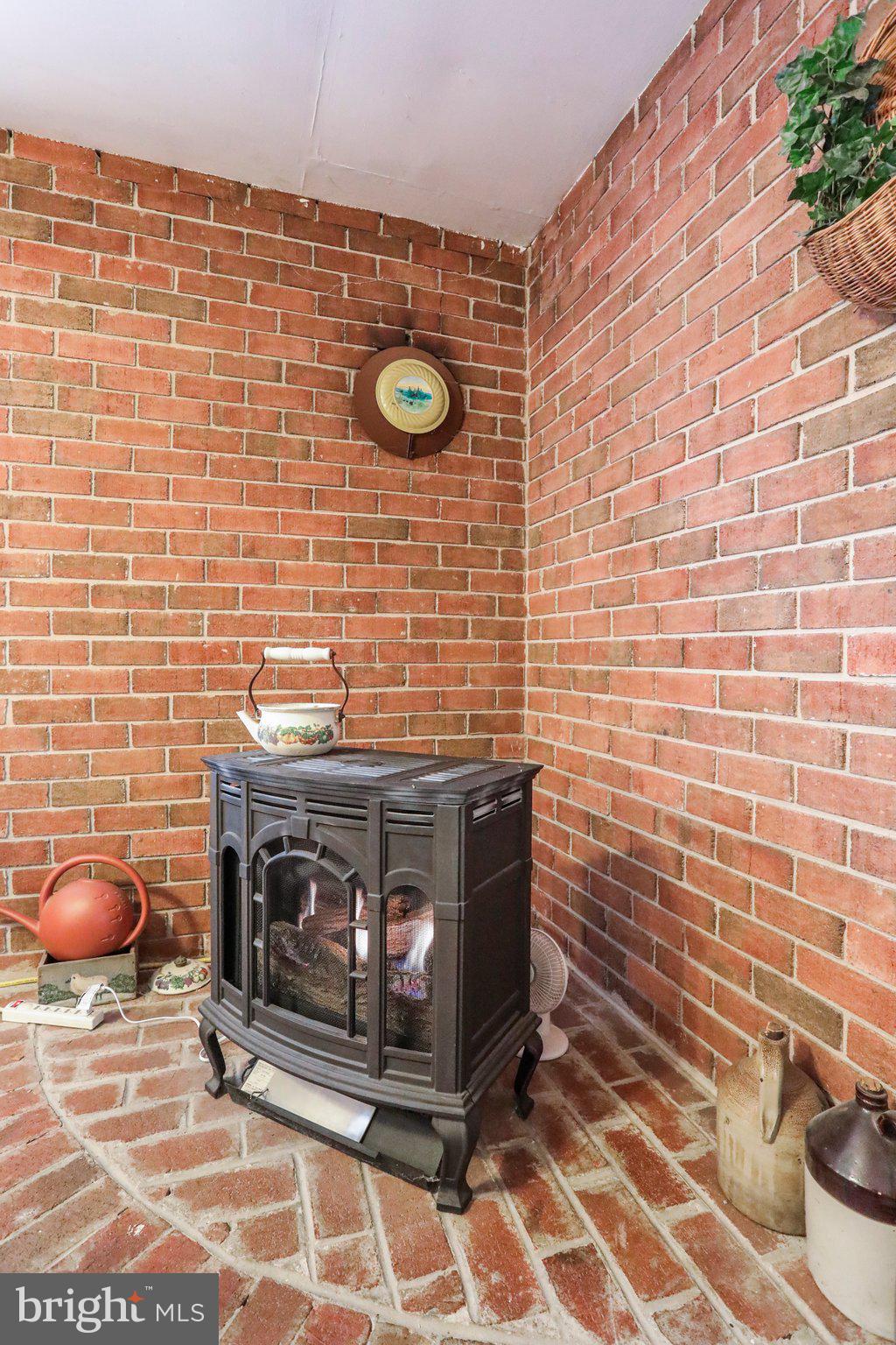 SKY-LIN PARK - Residential