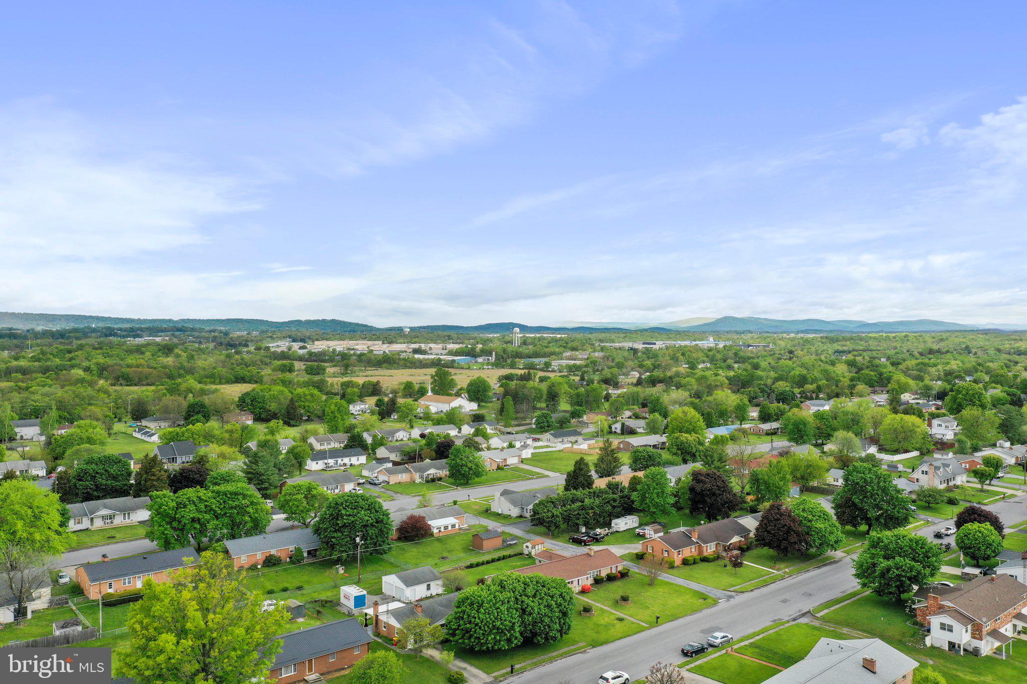SKY-LIN PARK - Residential