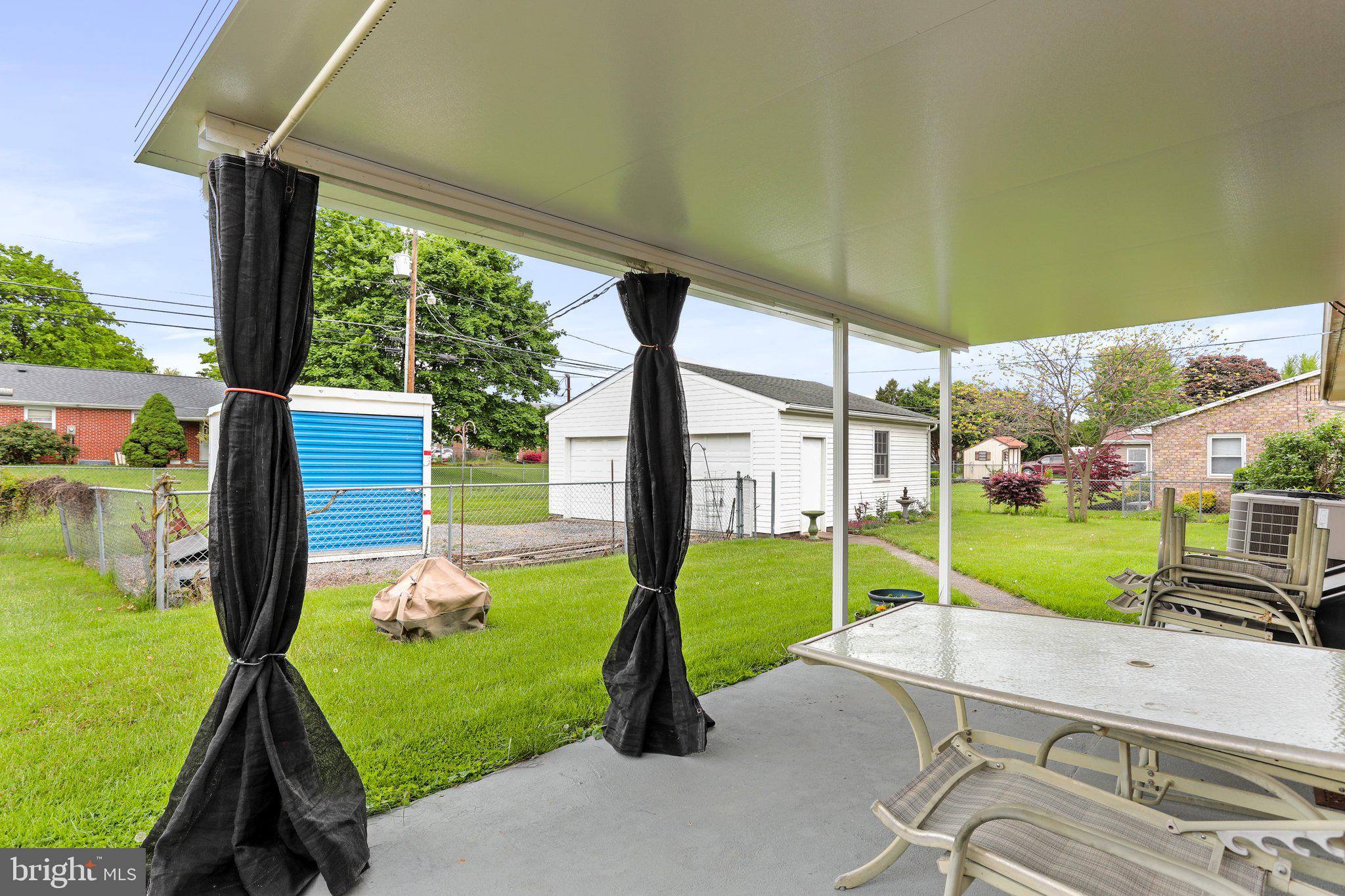 SKY-LIN PARK - Residential