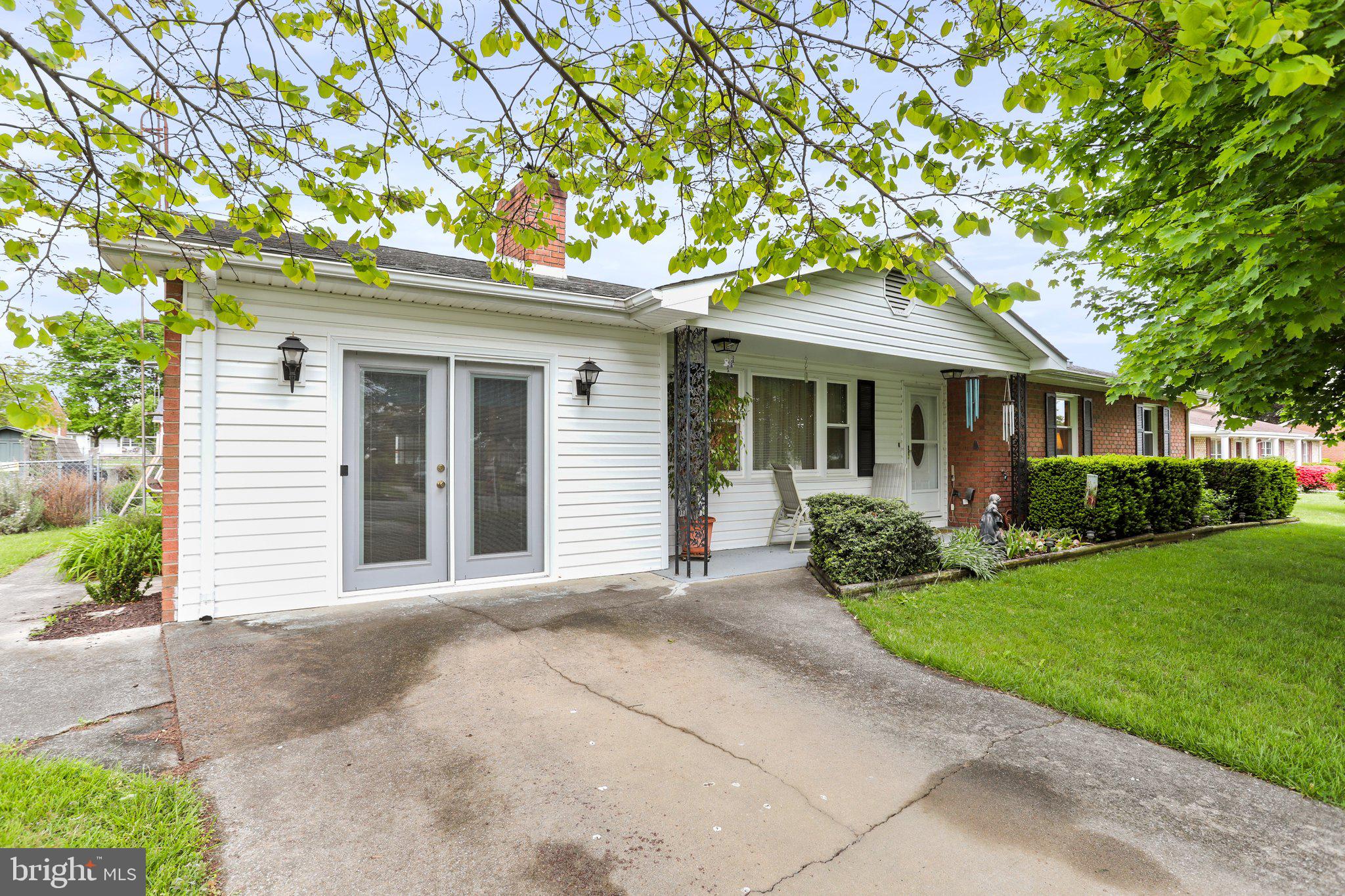 SKY-LIN PARK - Residential