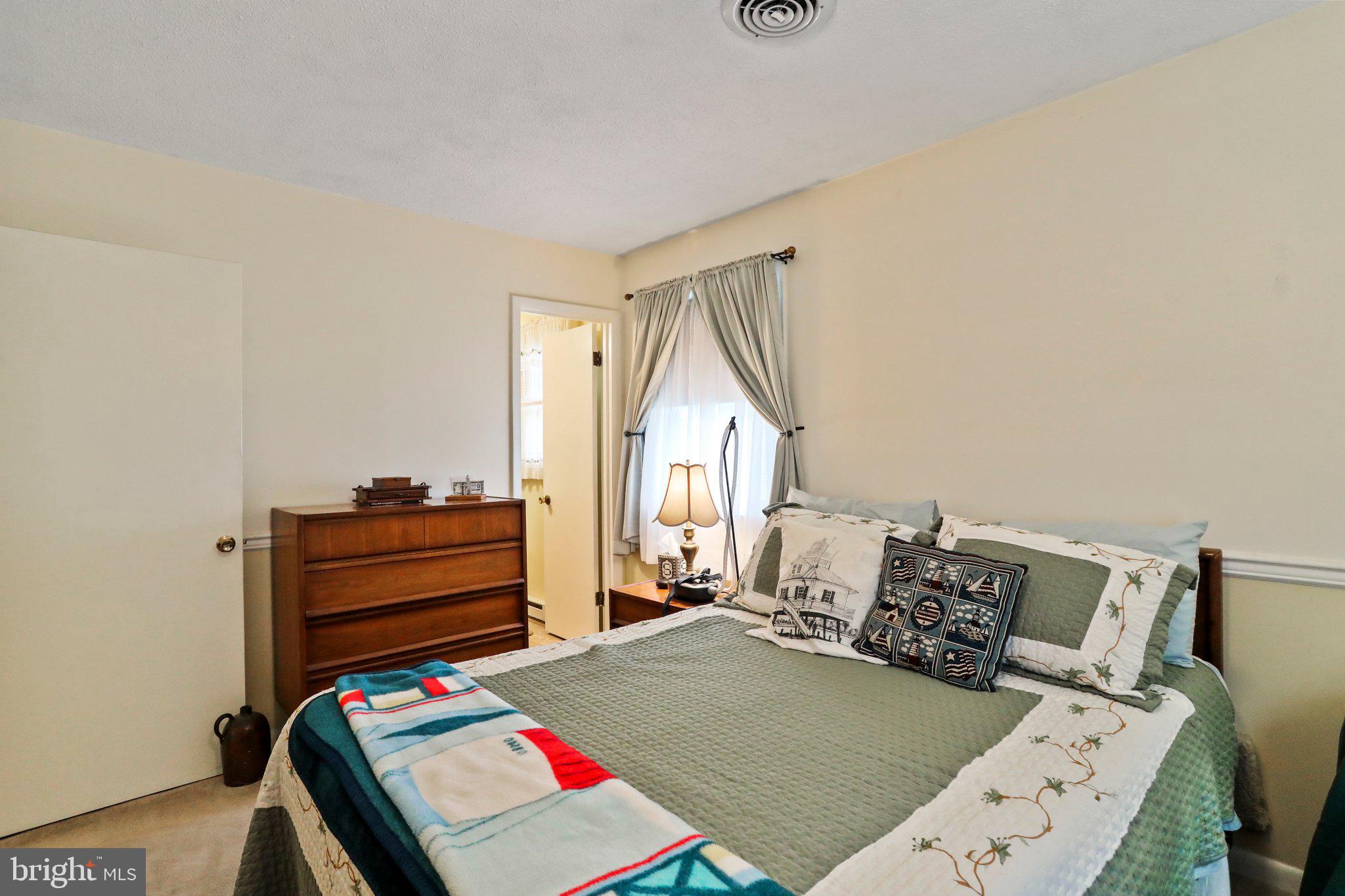 SKY-LIN PARK - Residential