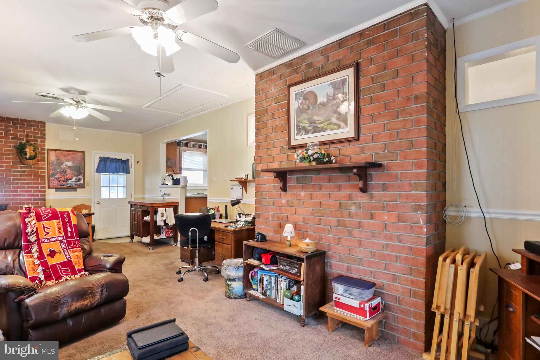 SKY-LIN PARK - Residential