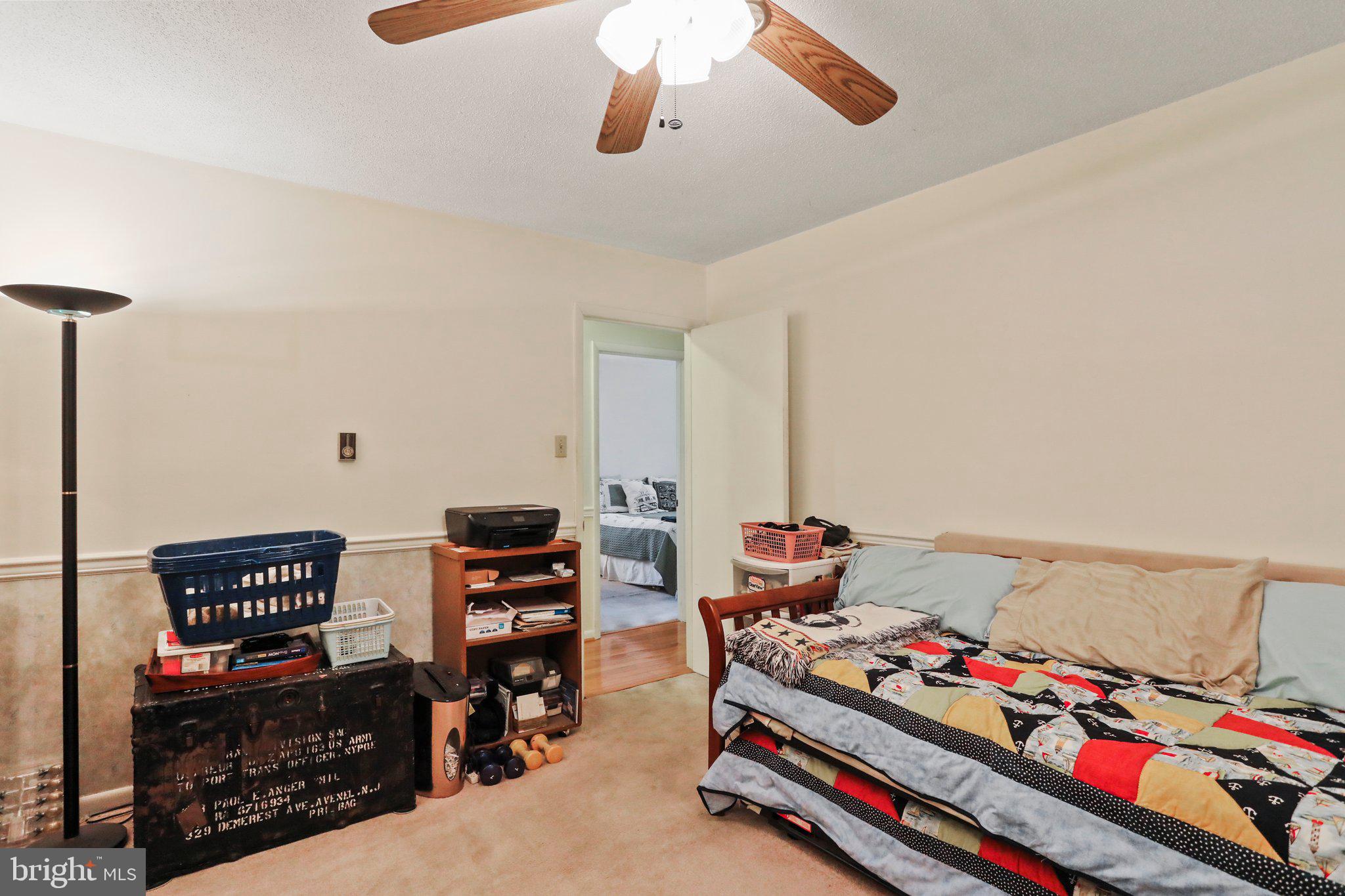 SKY-LIN PARK - Residential