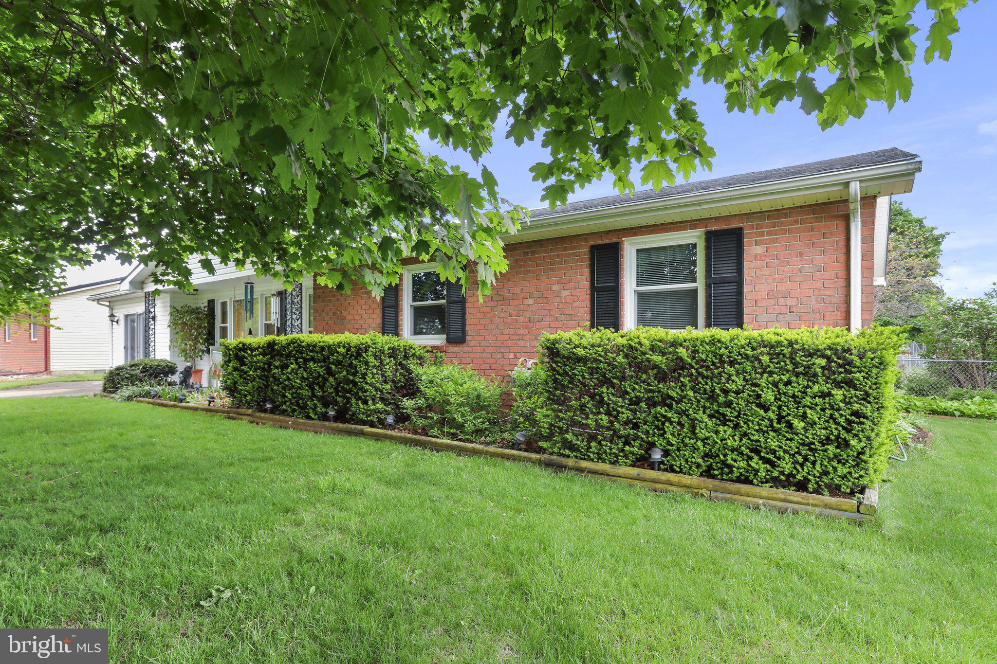 SKY-LIN PARK - Residential