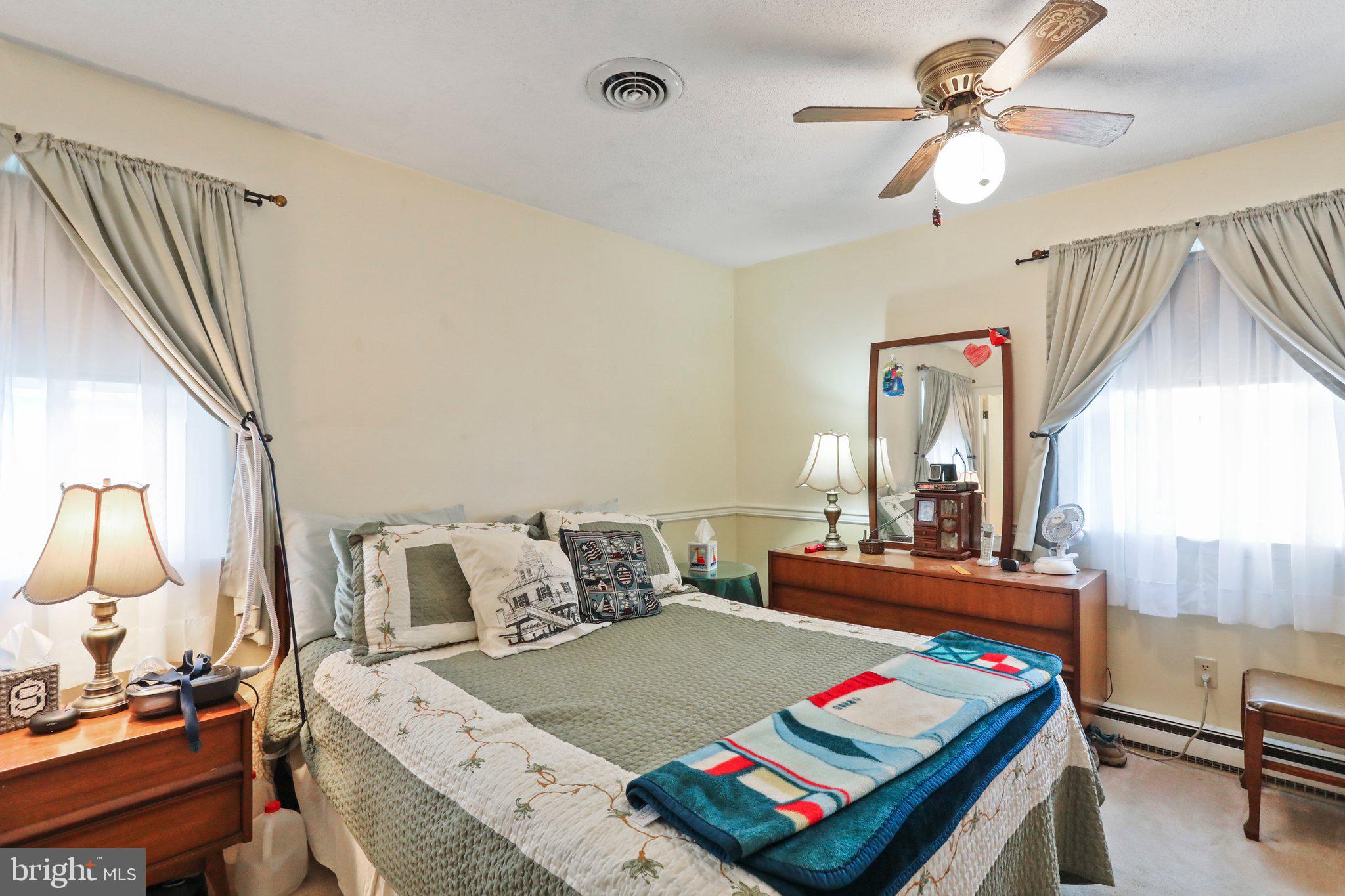 SKY-LIN PARK - Residential