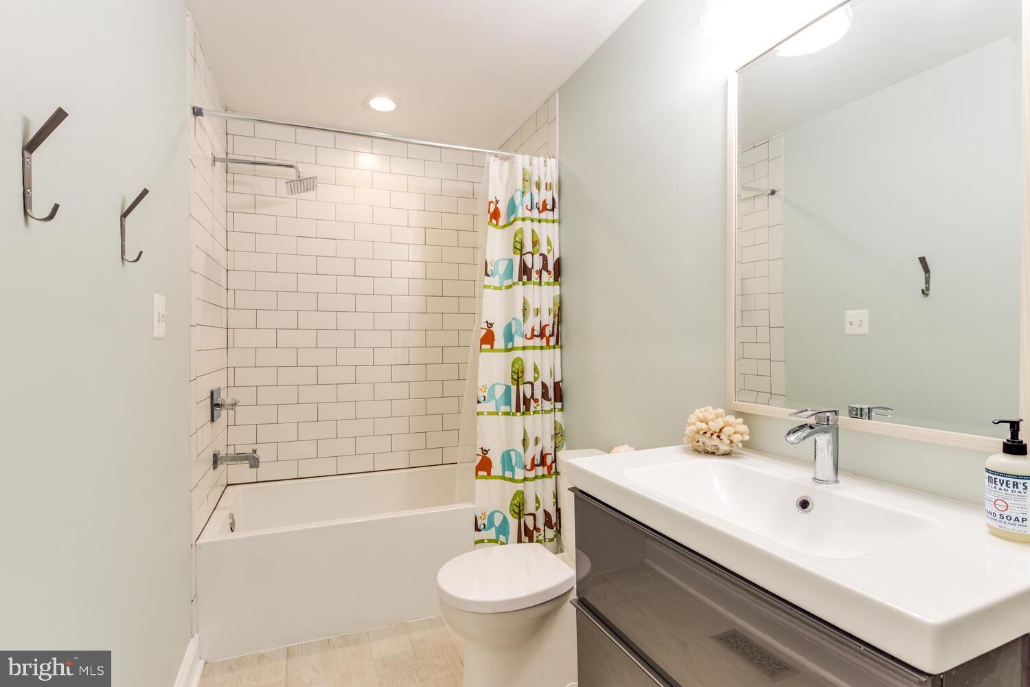 CEDARBROOK - Residential