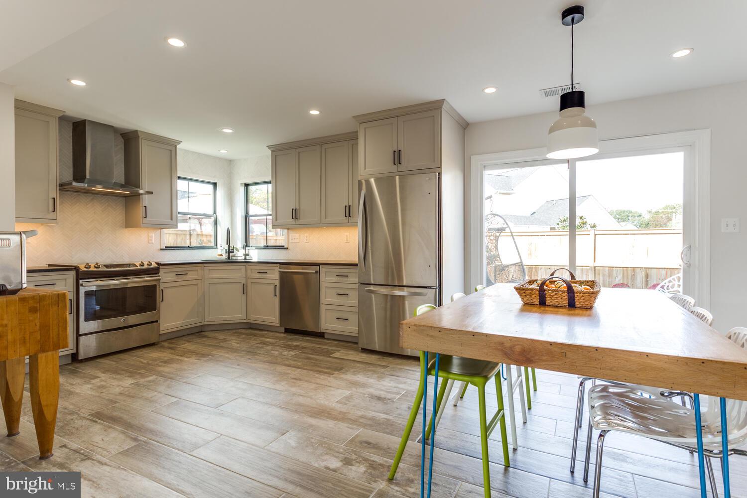 CEDARBROOK - Residential