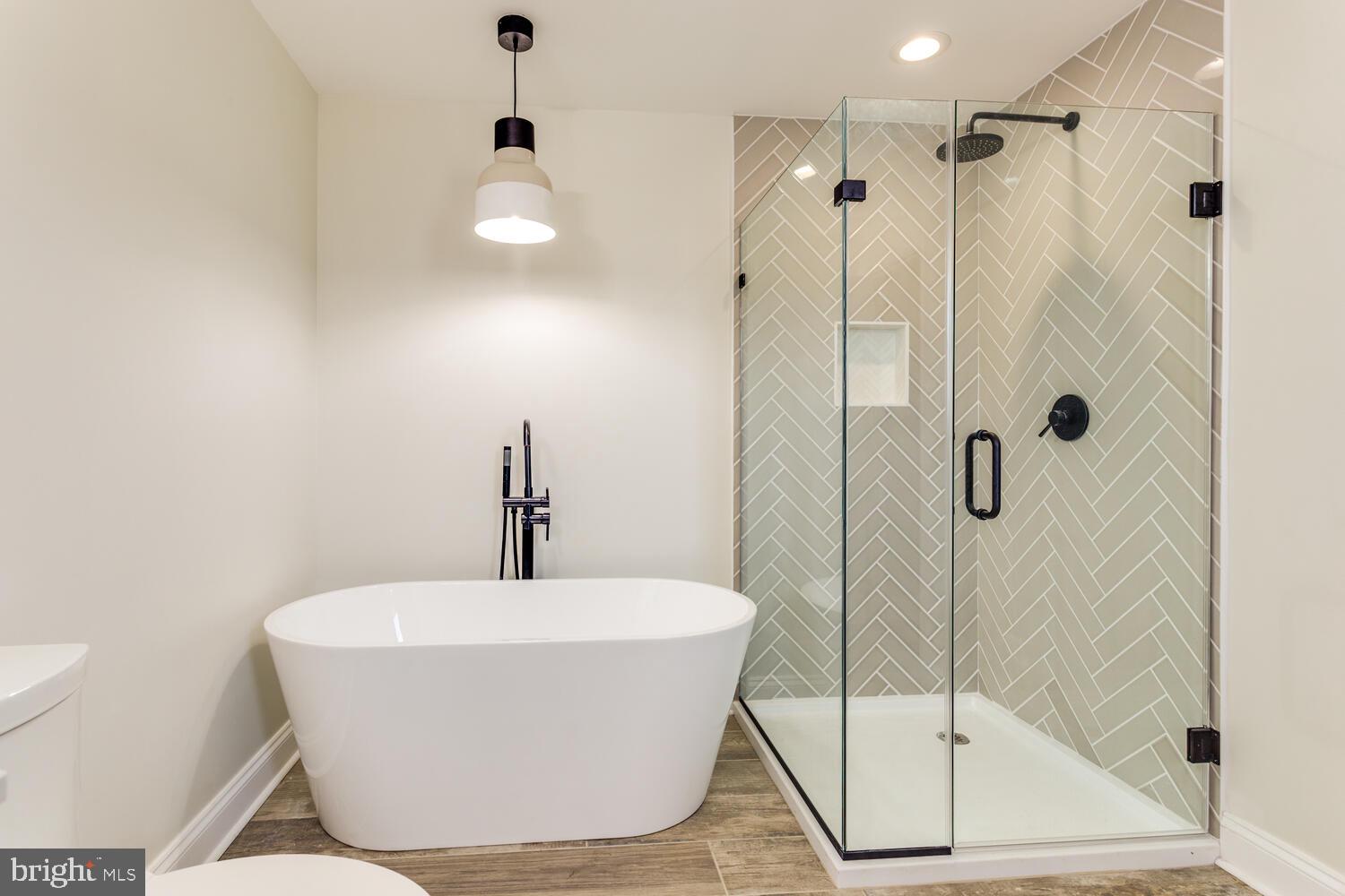 CEDARBROOK - Residential