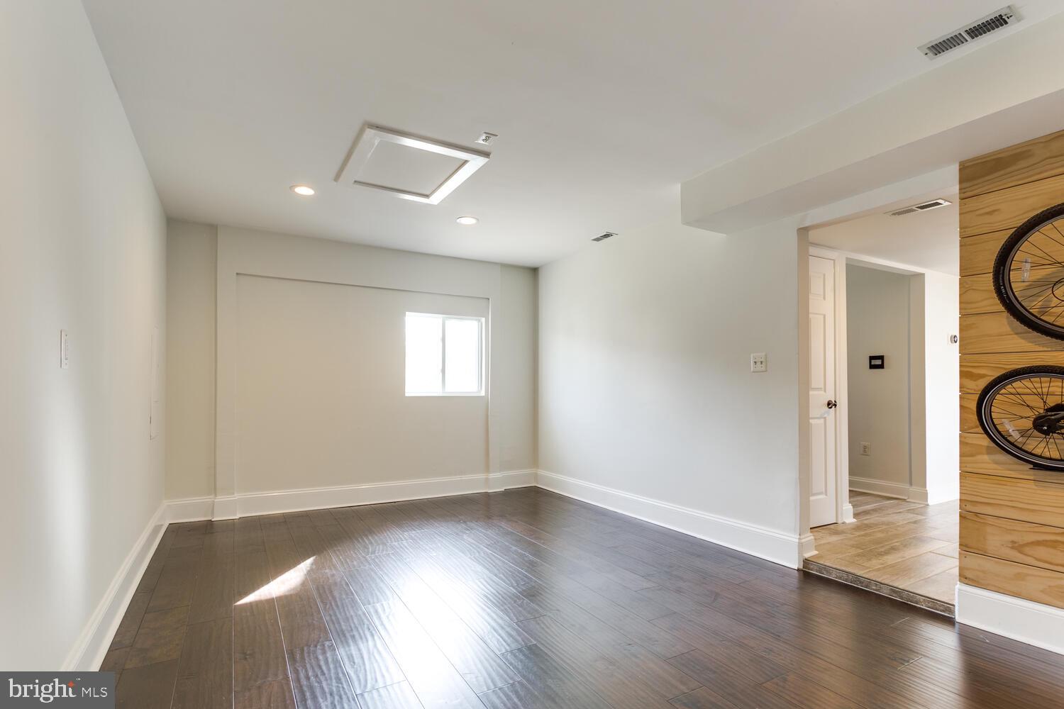 CEDARBROOK - Residential