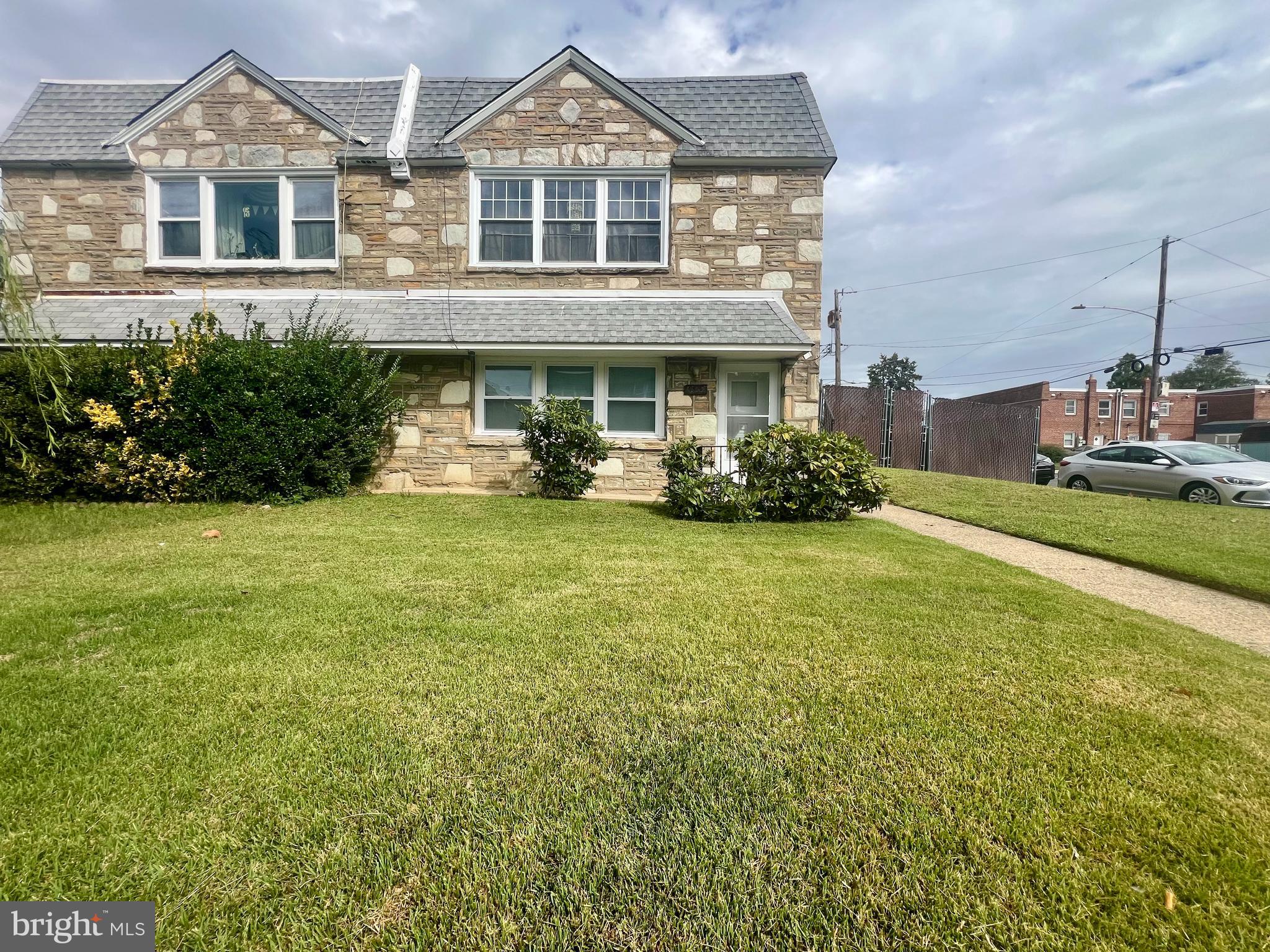 RHAWNHURST - Residential Lease