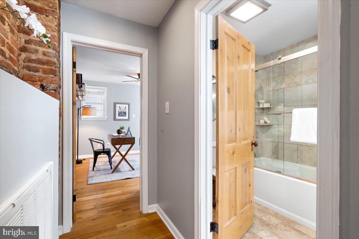 DOWNTOWN FREDERICK - Residential