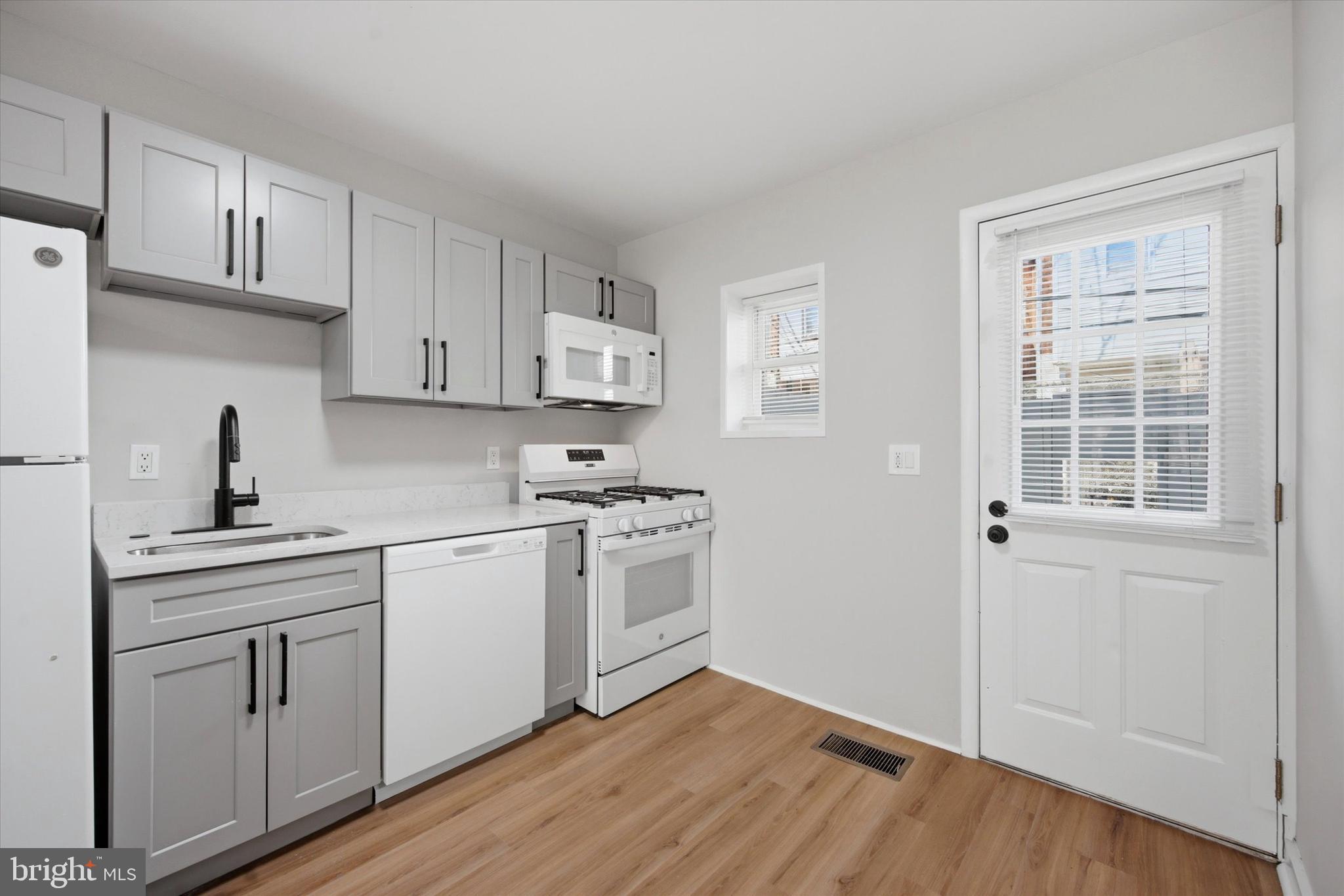 GRAYS FERRY - Residential