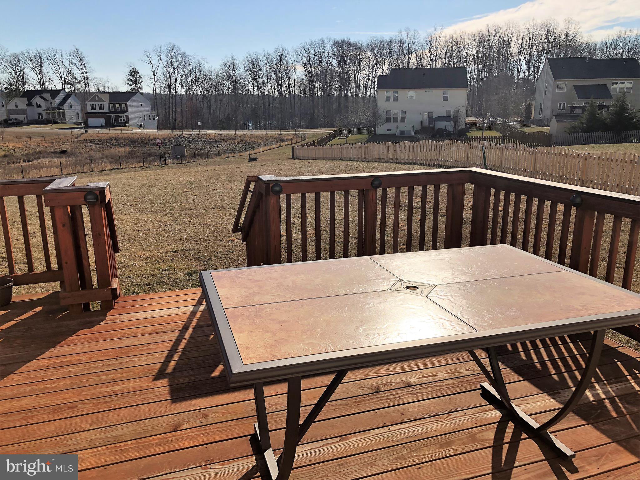 STAFFORD LAKES VILLAGE - Residential Lease